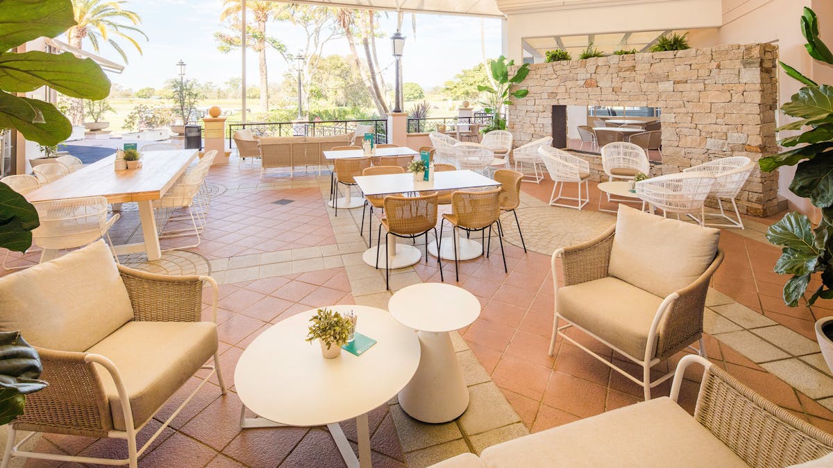 Sol cafe and bar outdoor seating lounge Hope Island Live Music Sol cafe and bar outdoor seating lounge Hope Island Live Music