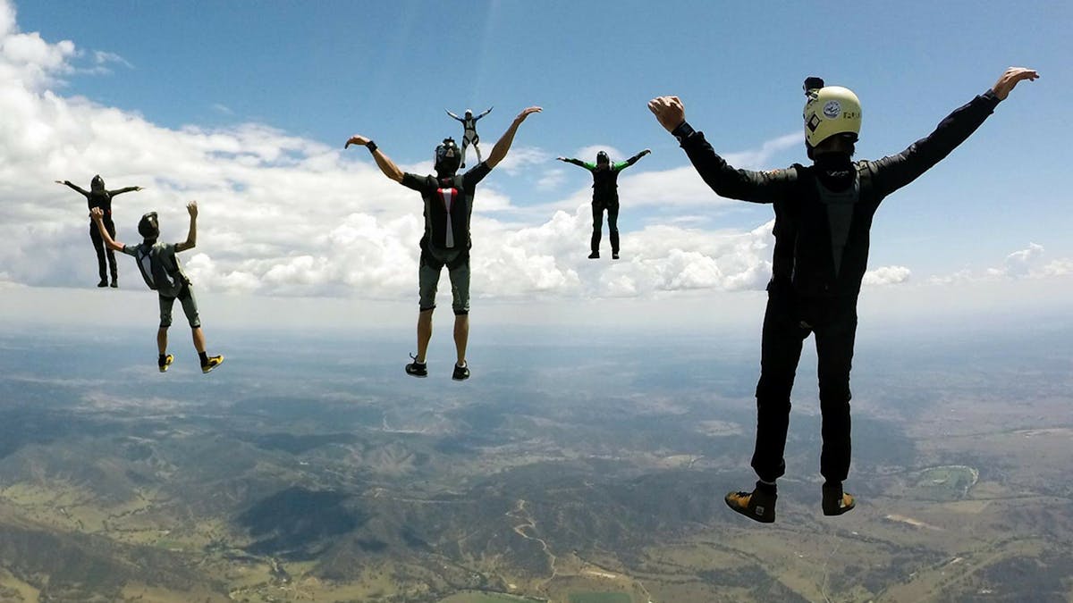 Ramblers Skydiving Fun Jumpers - Head up - Downunder Dynamics
