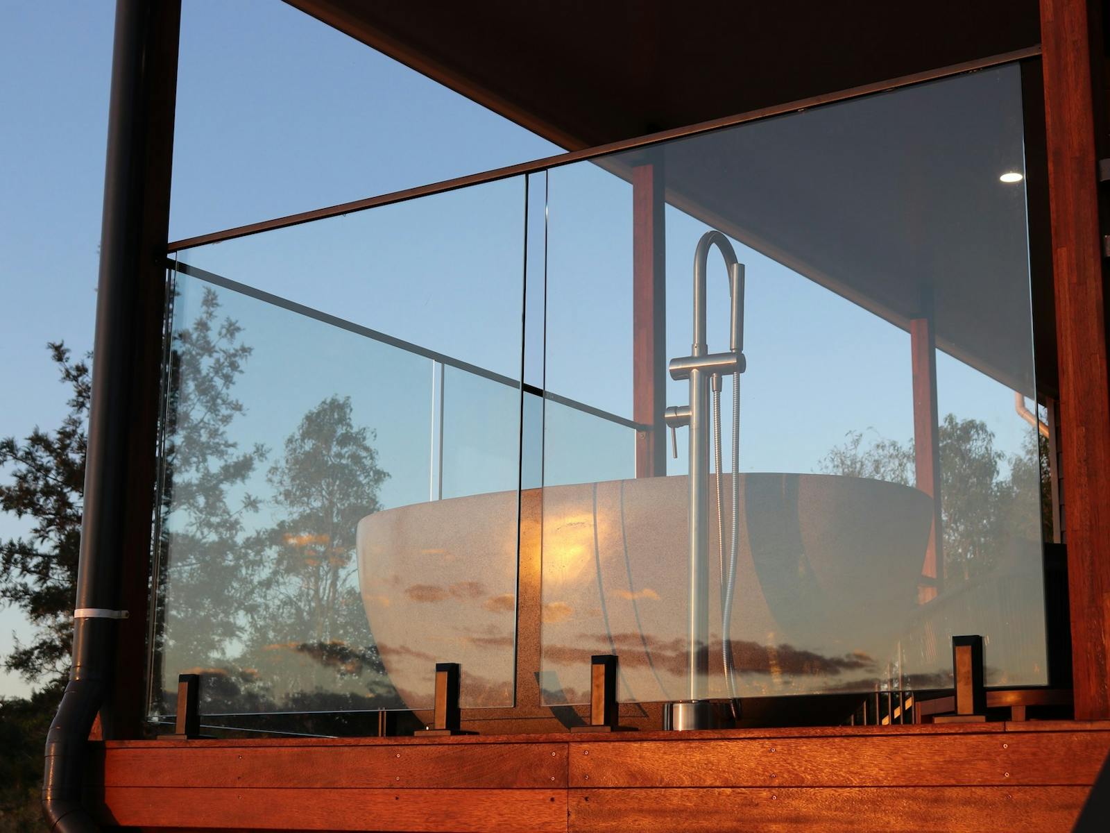 The Quarters - Outdoor Bath The Quarters - Outdoor Bath