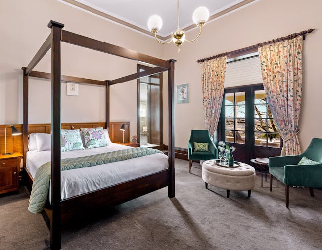 Conservatory Suite
