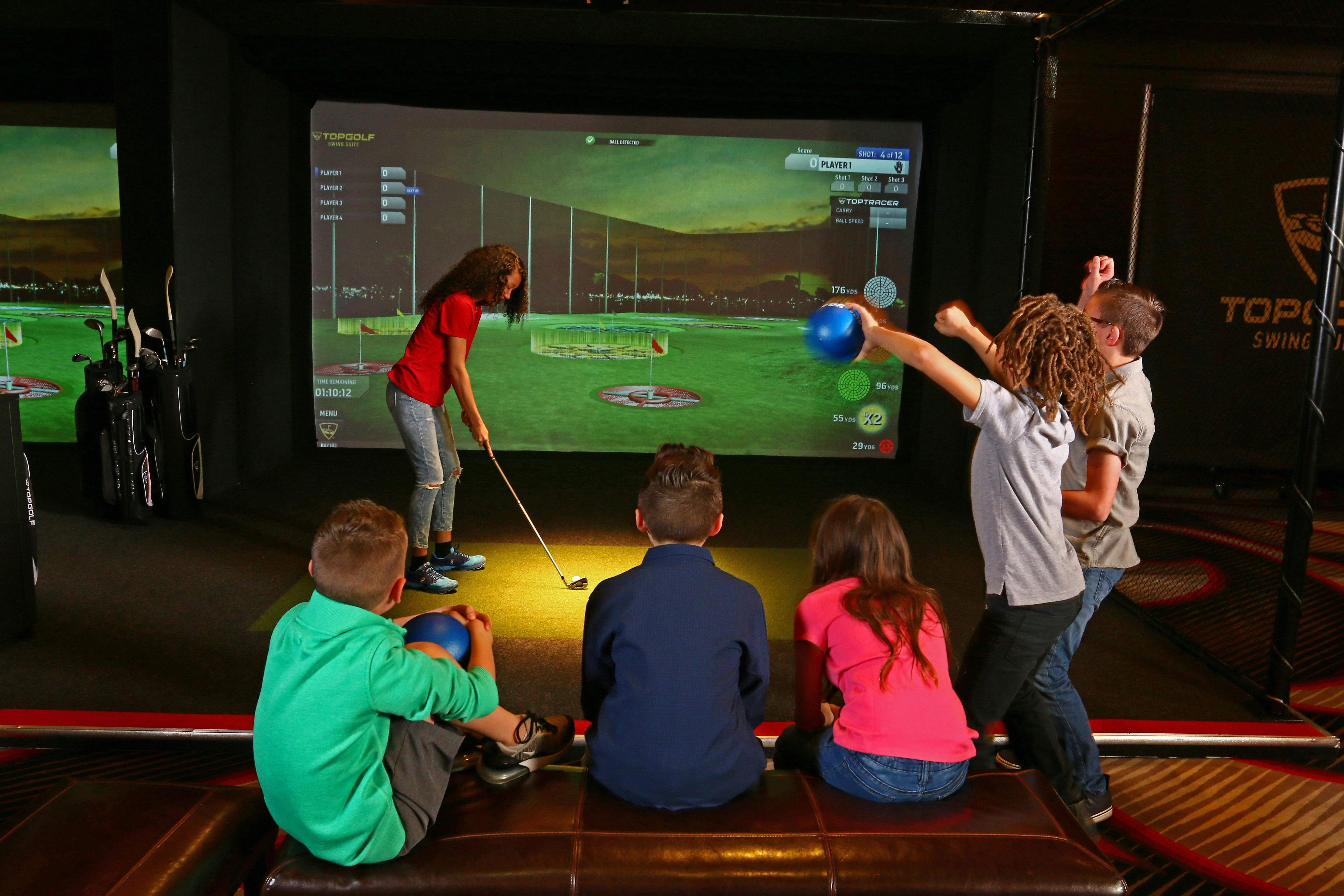 Full Swing Golf at The Club at Parkwood Village