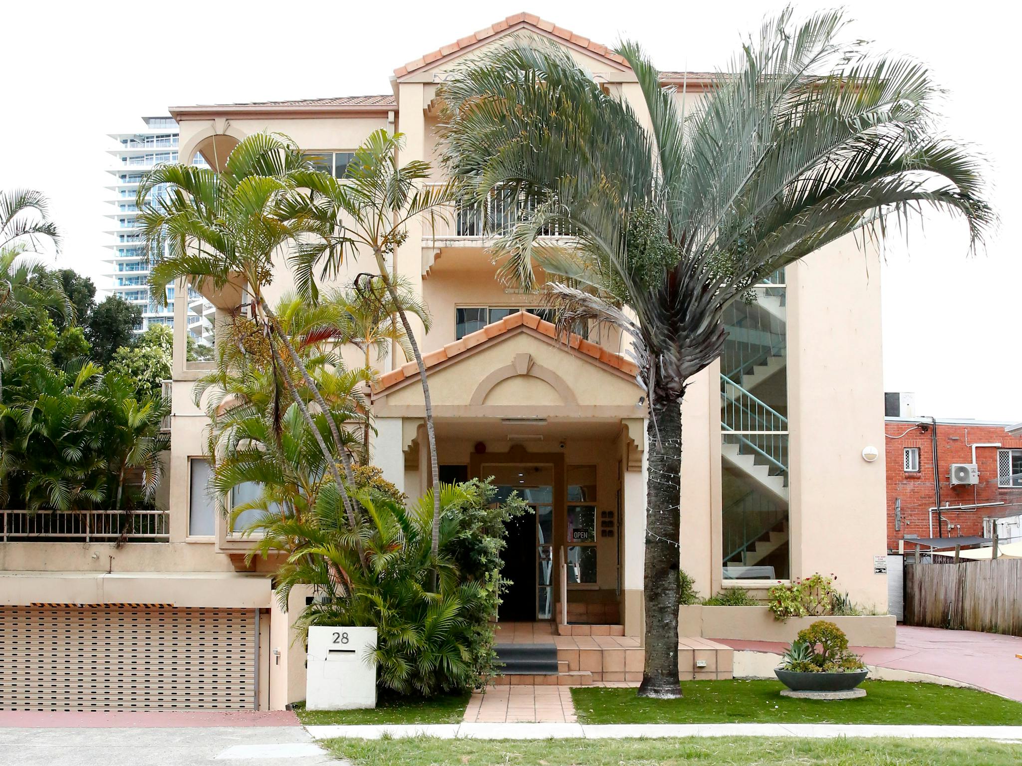 BUILDING BUILDING