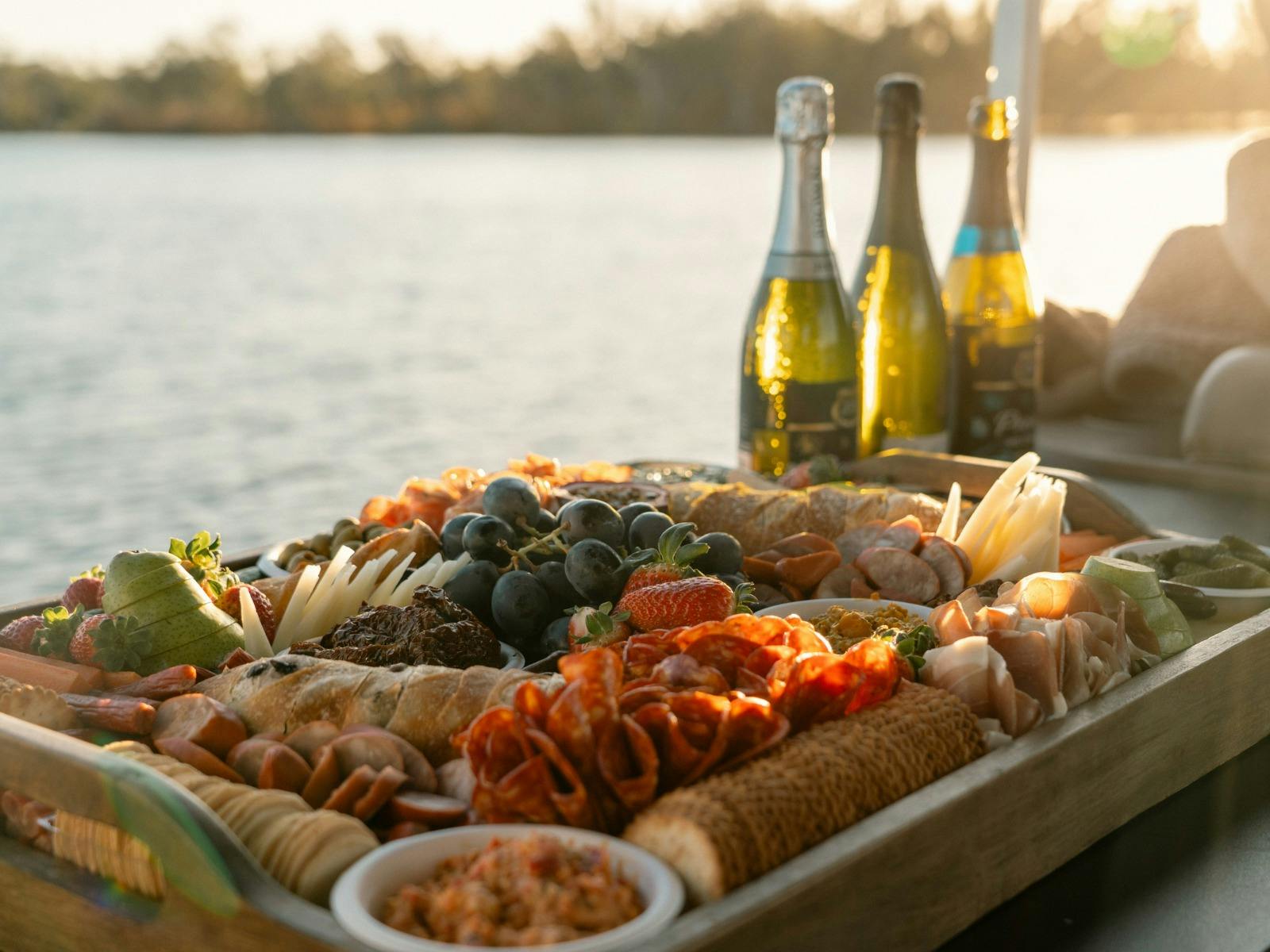 Luxury Winery Cruises On The Goulburn River