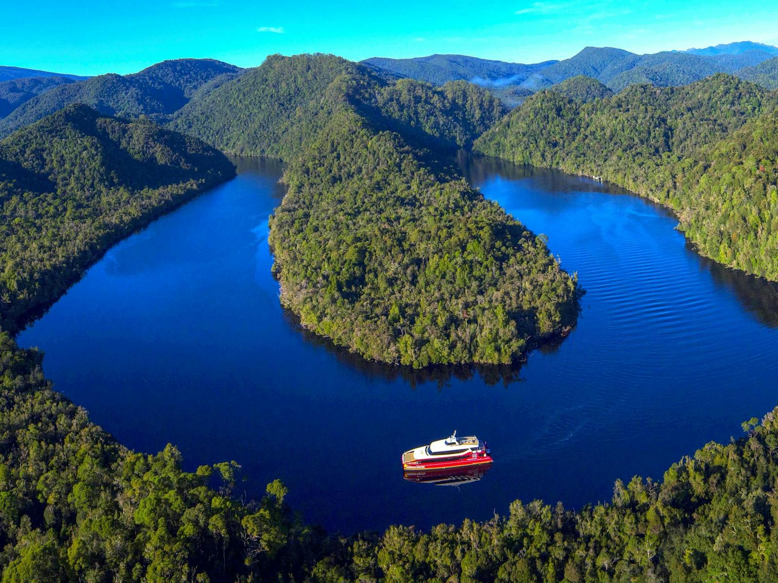 Horshoe Bend - Gordon River