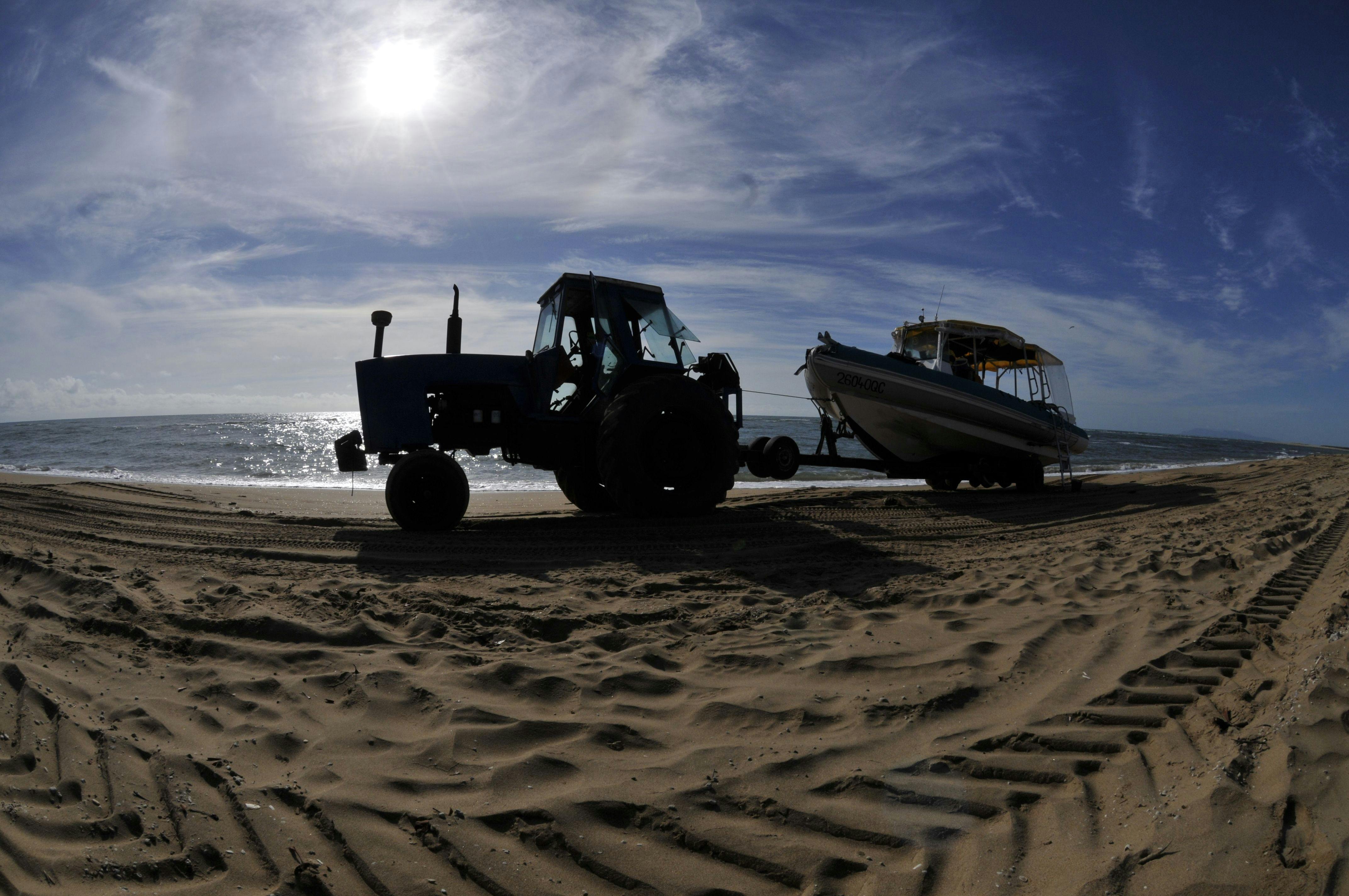 Beach launch