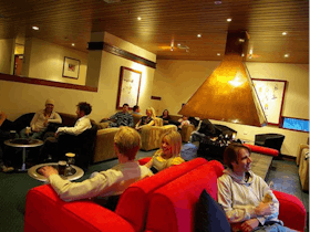Lounge Bar