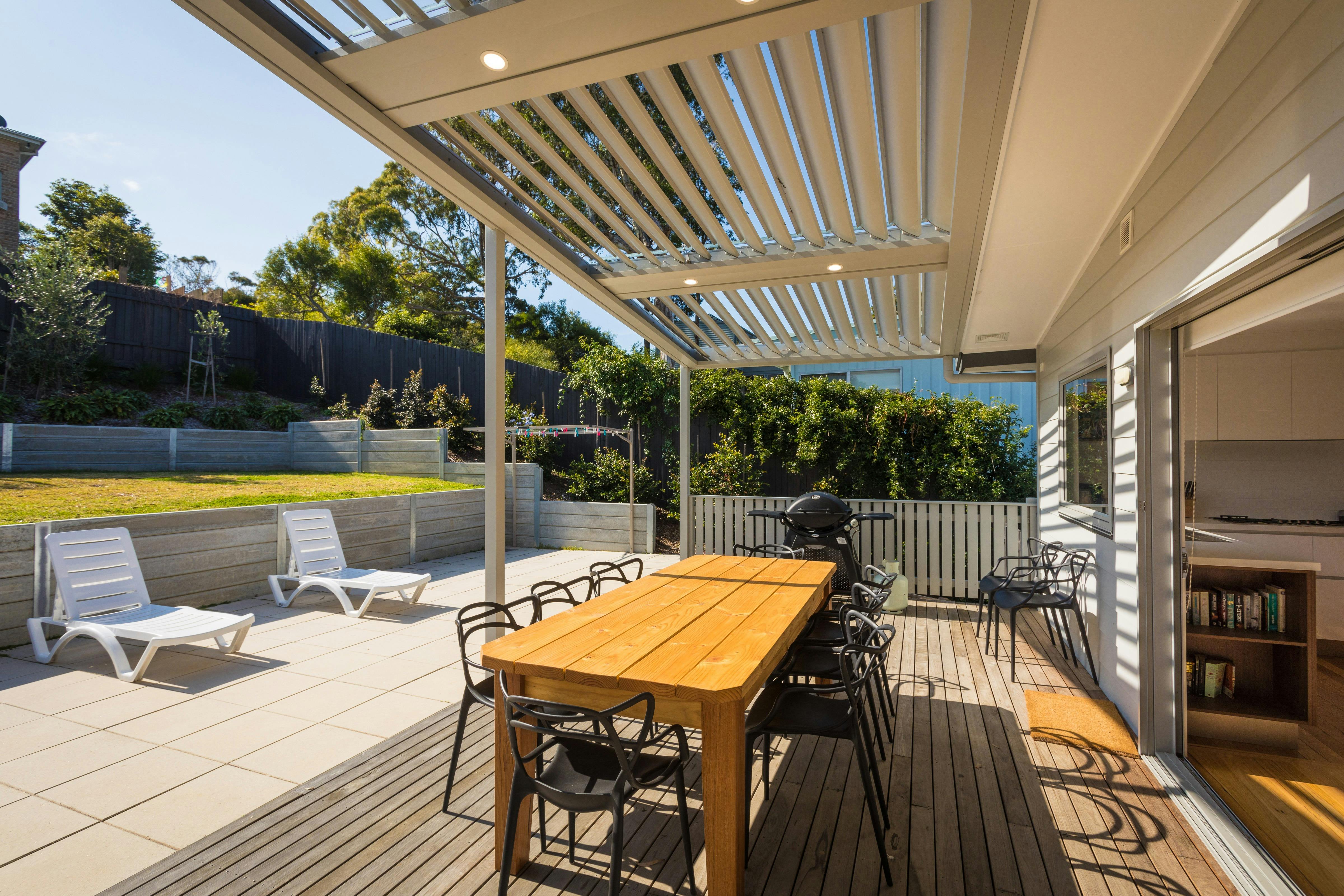 バックパティオ