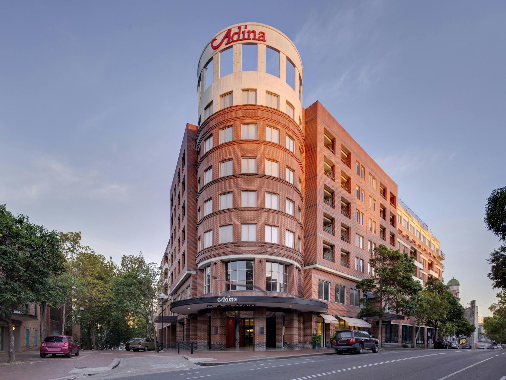 Modern Adina Apartment Hotel Sydney Cbd for Large Space