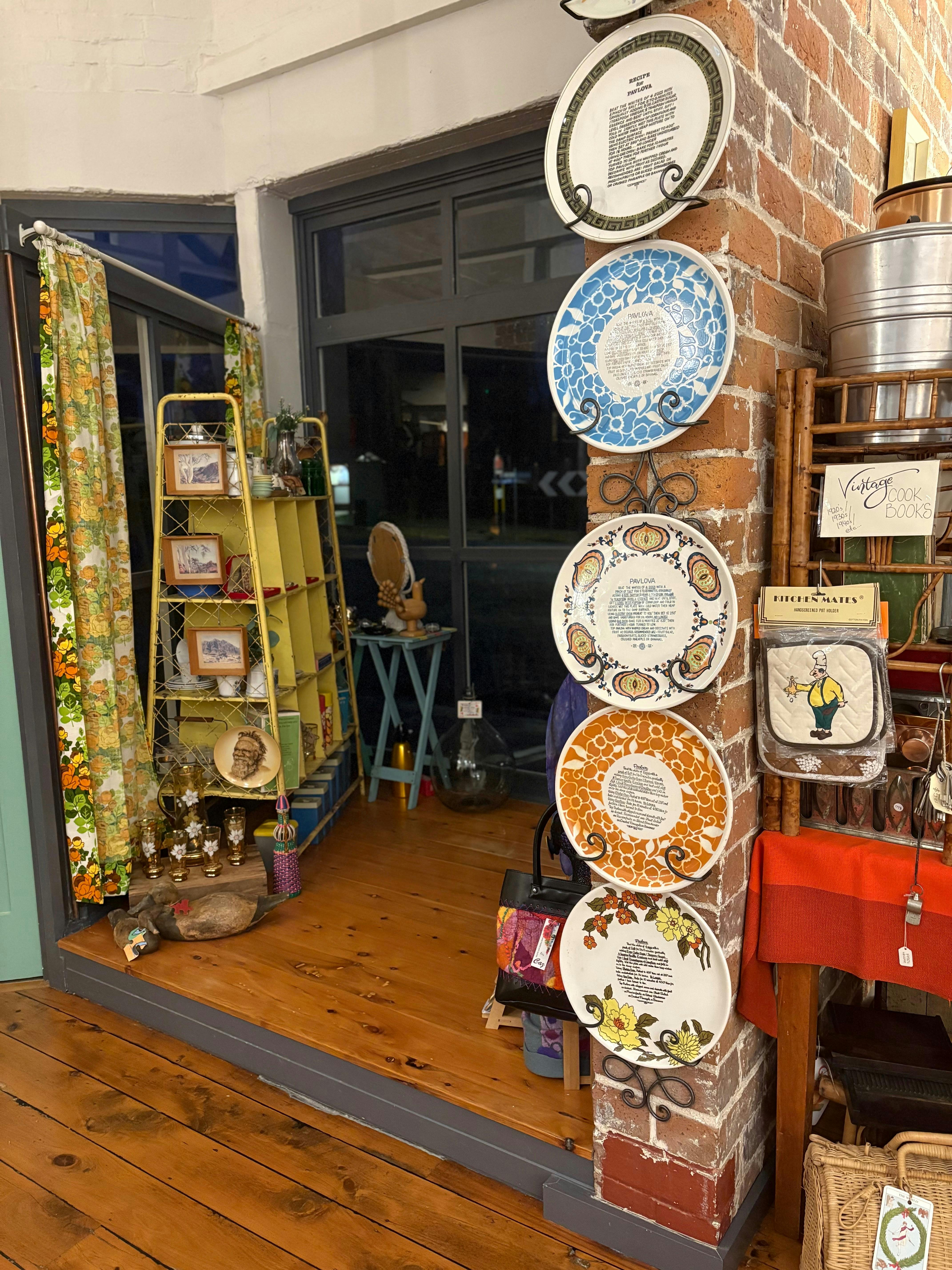 Genuine retro vintage in excellent condition