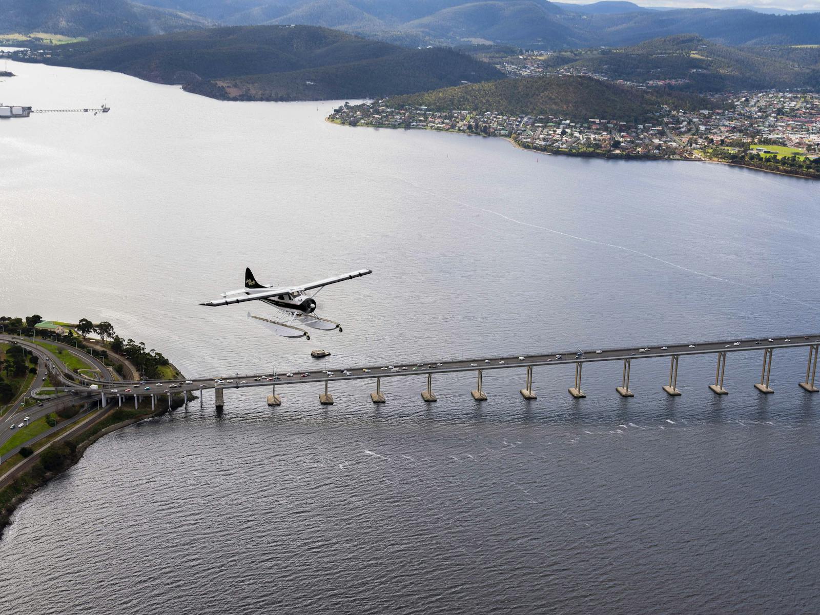 Seaplane Hobart City scenic flight
