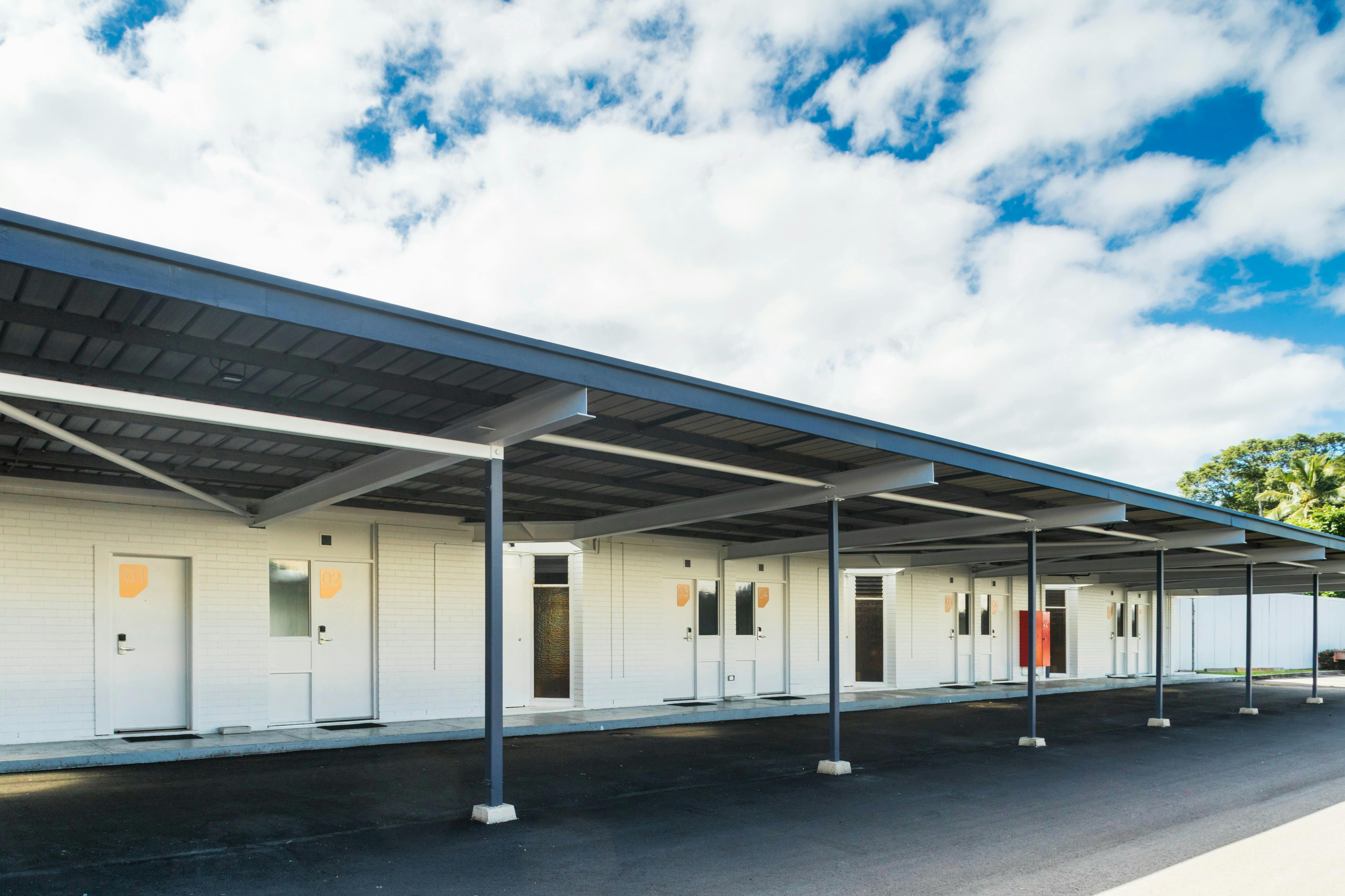 Nightcap at Balaclava Hotel