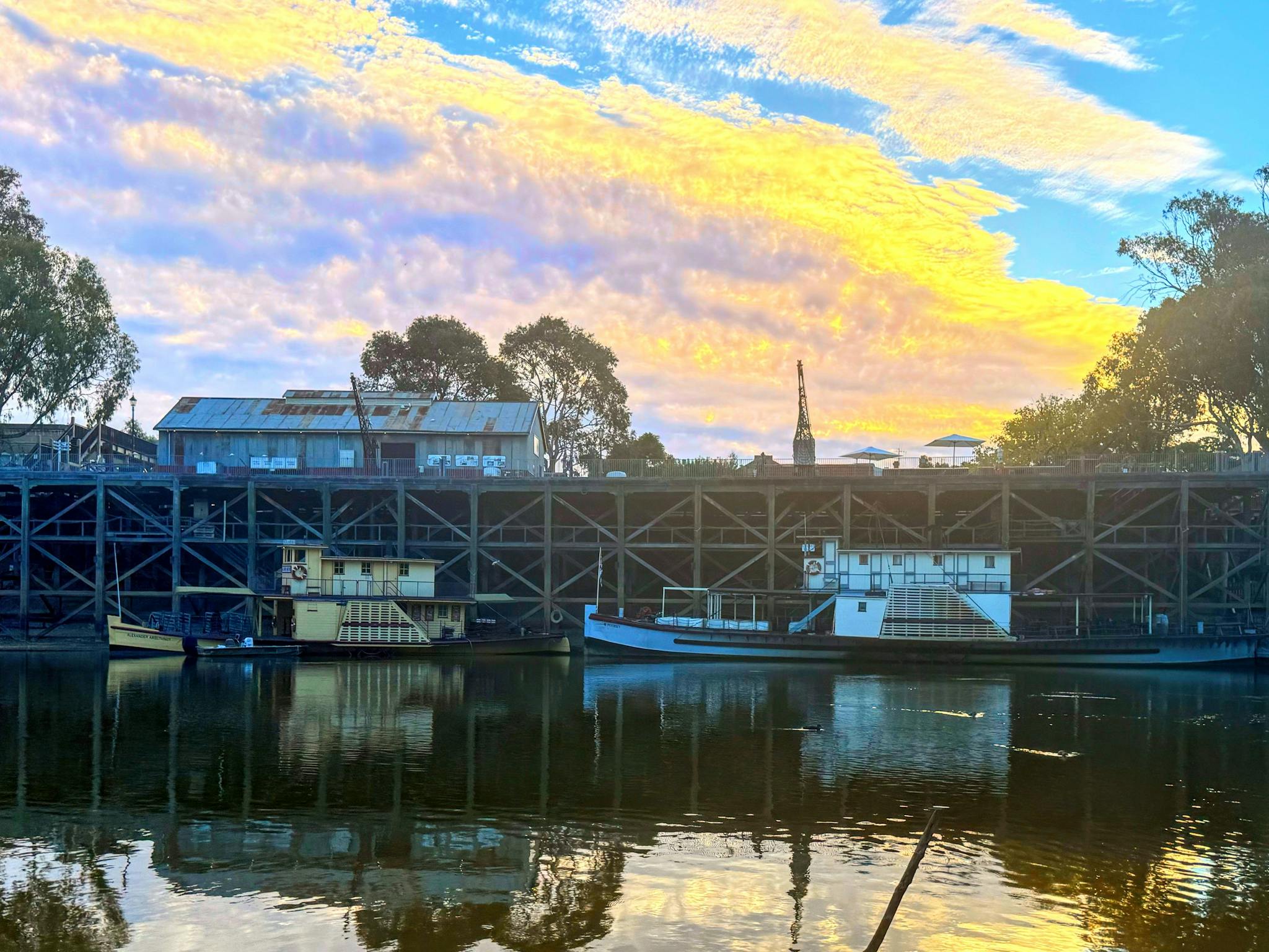 sunset echuca wharf