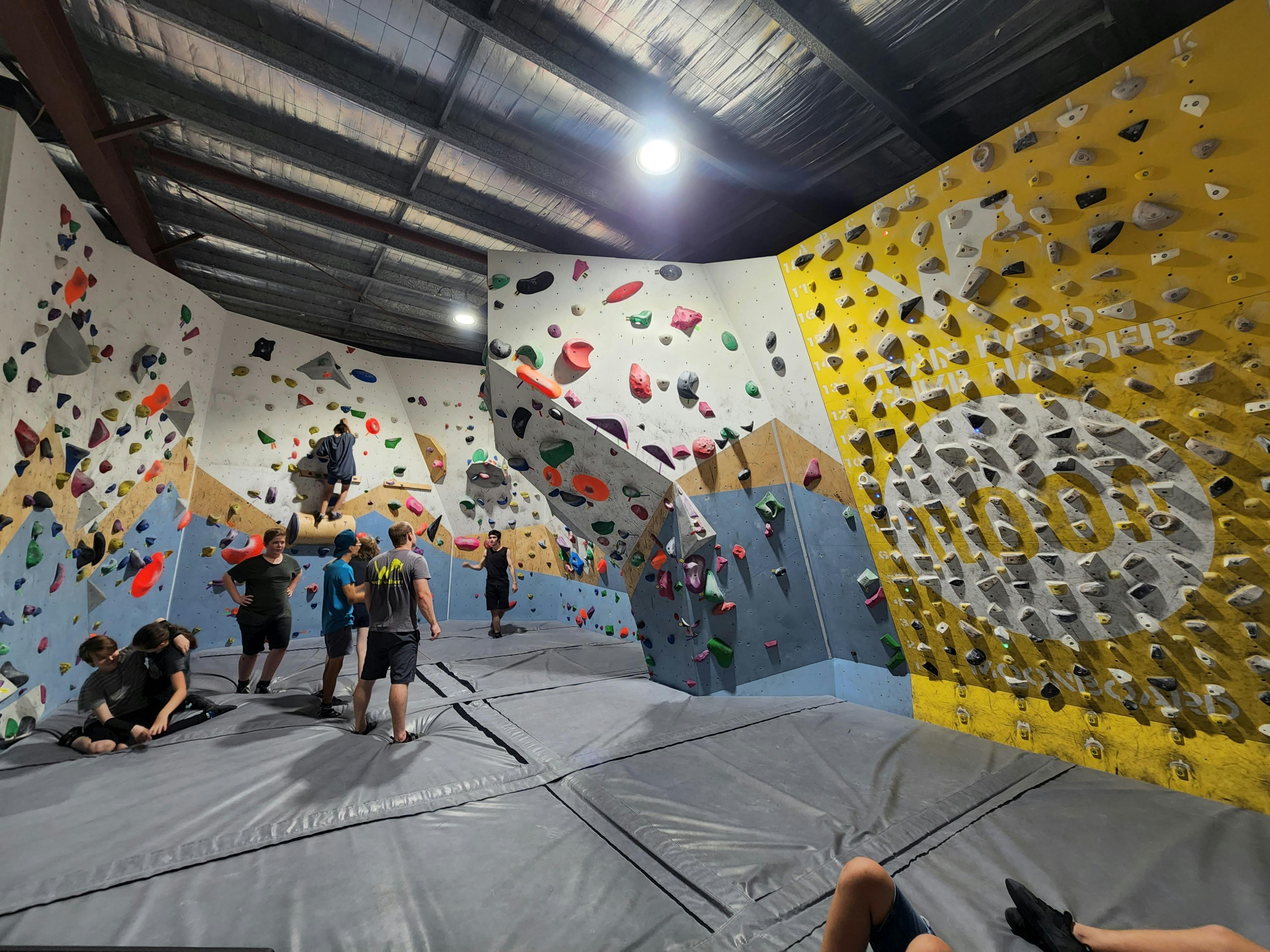 Wall Walkers Bouldering