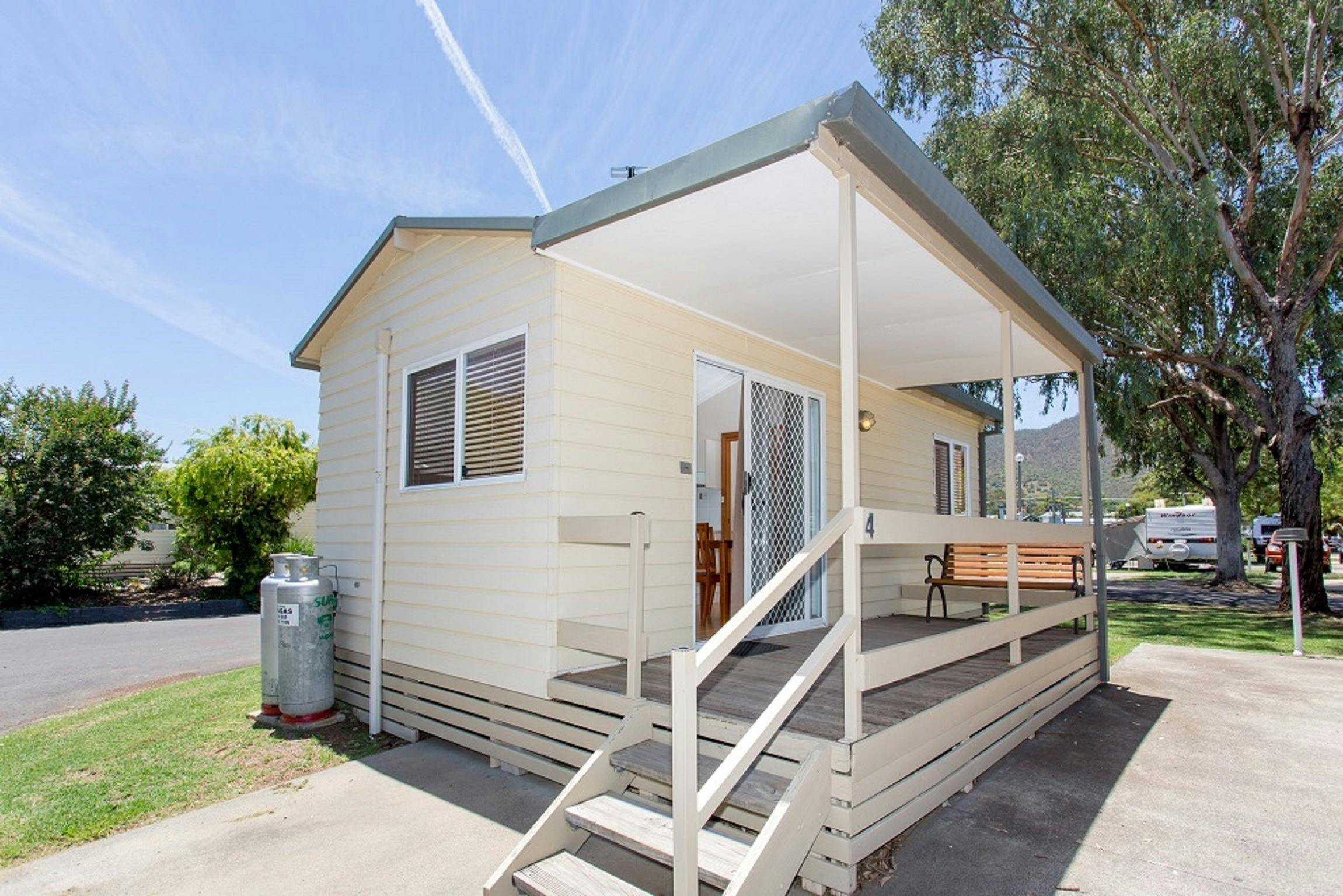 Budget Cabins