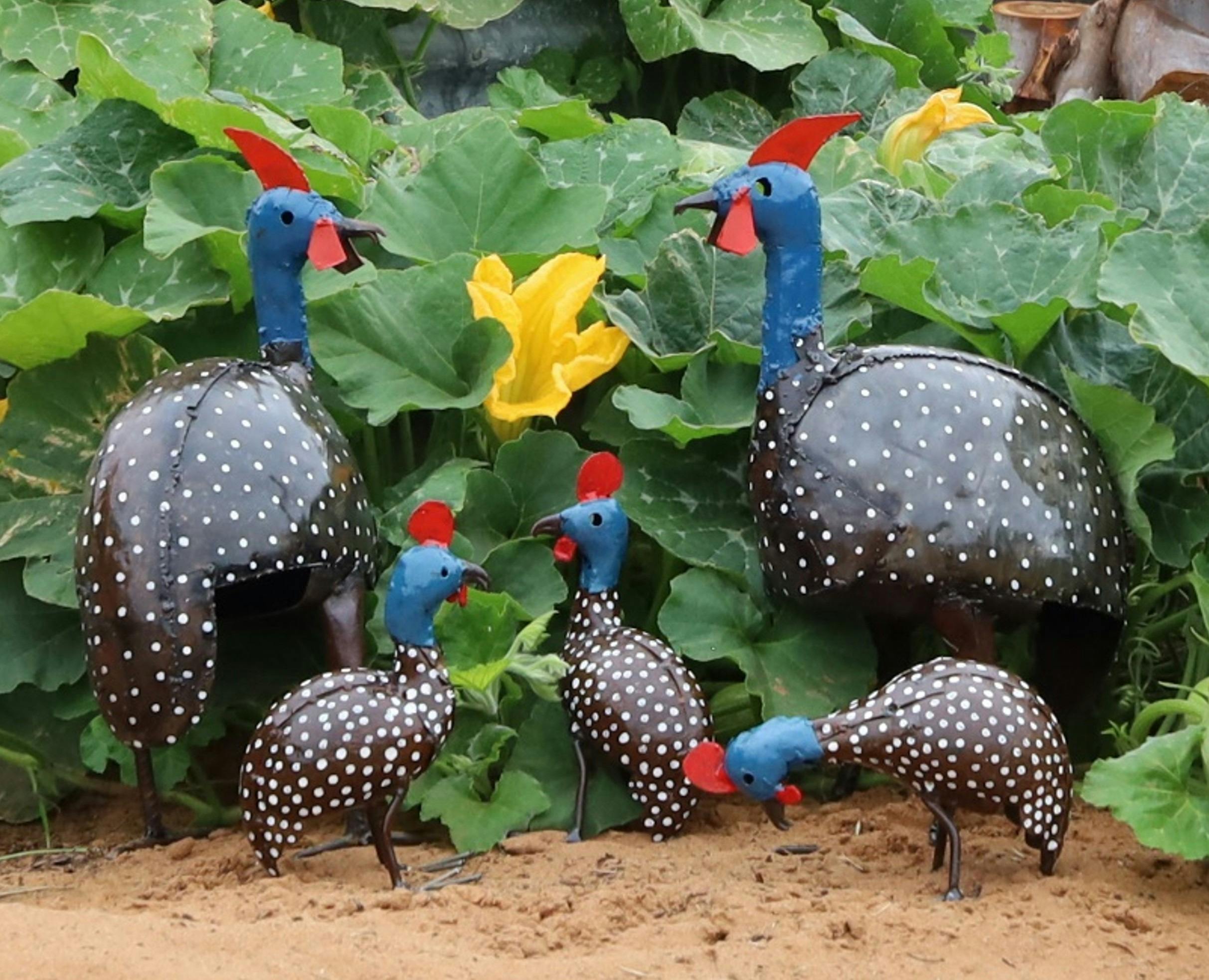 Recycled metal guinea fowl