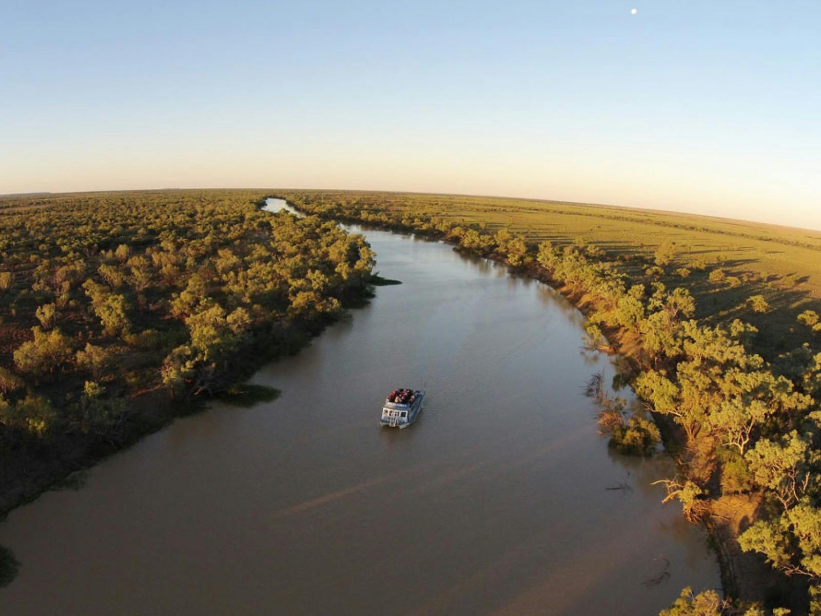 Outback Whistle-Stop Longreach