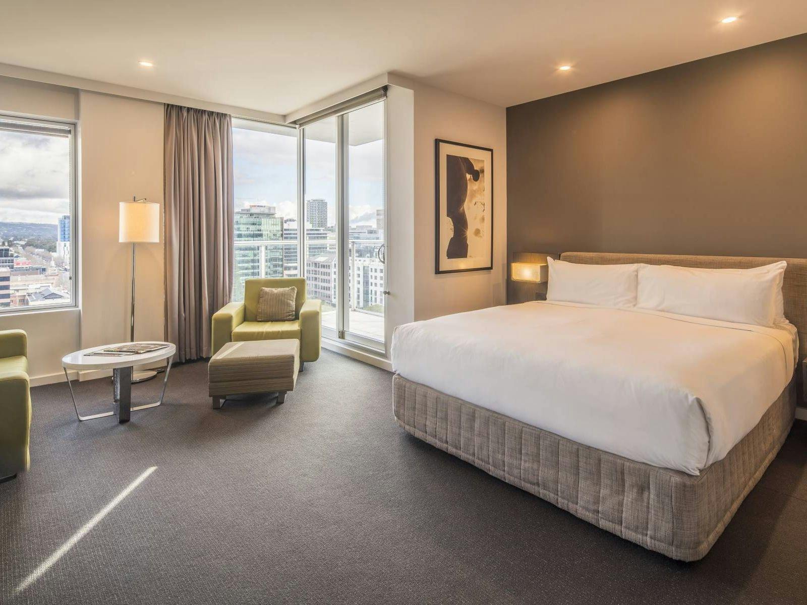 Pullman Hotel Adelaide Bedroom