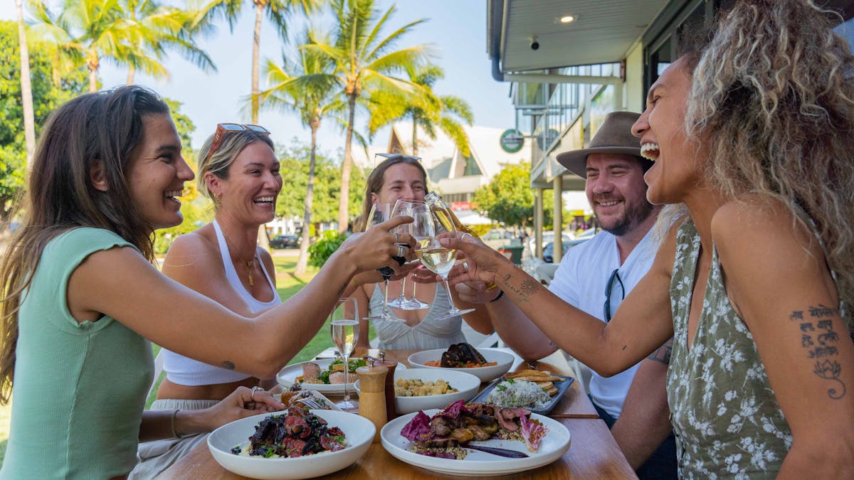 waterfront dining & bar, serving cocktails, beer,wine,spirits