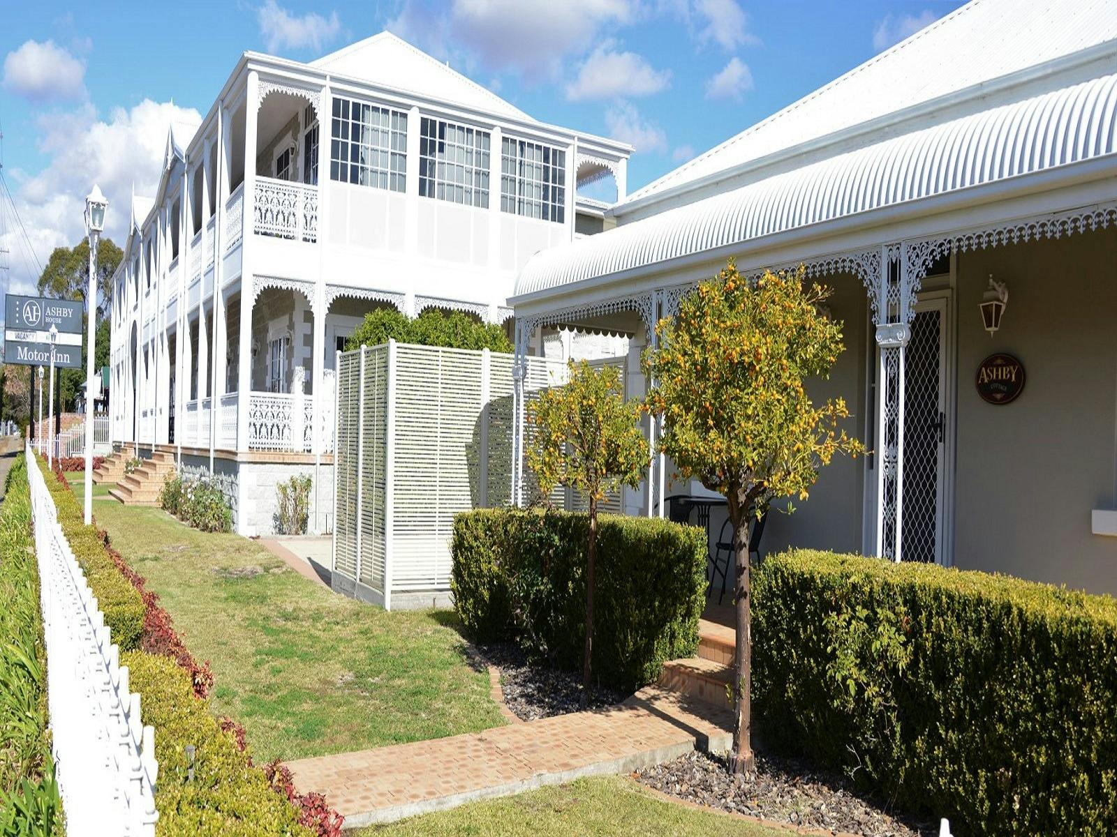 Ashby Cottage