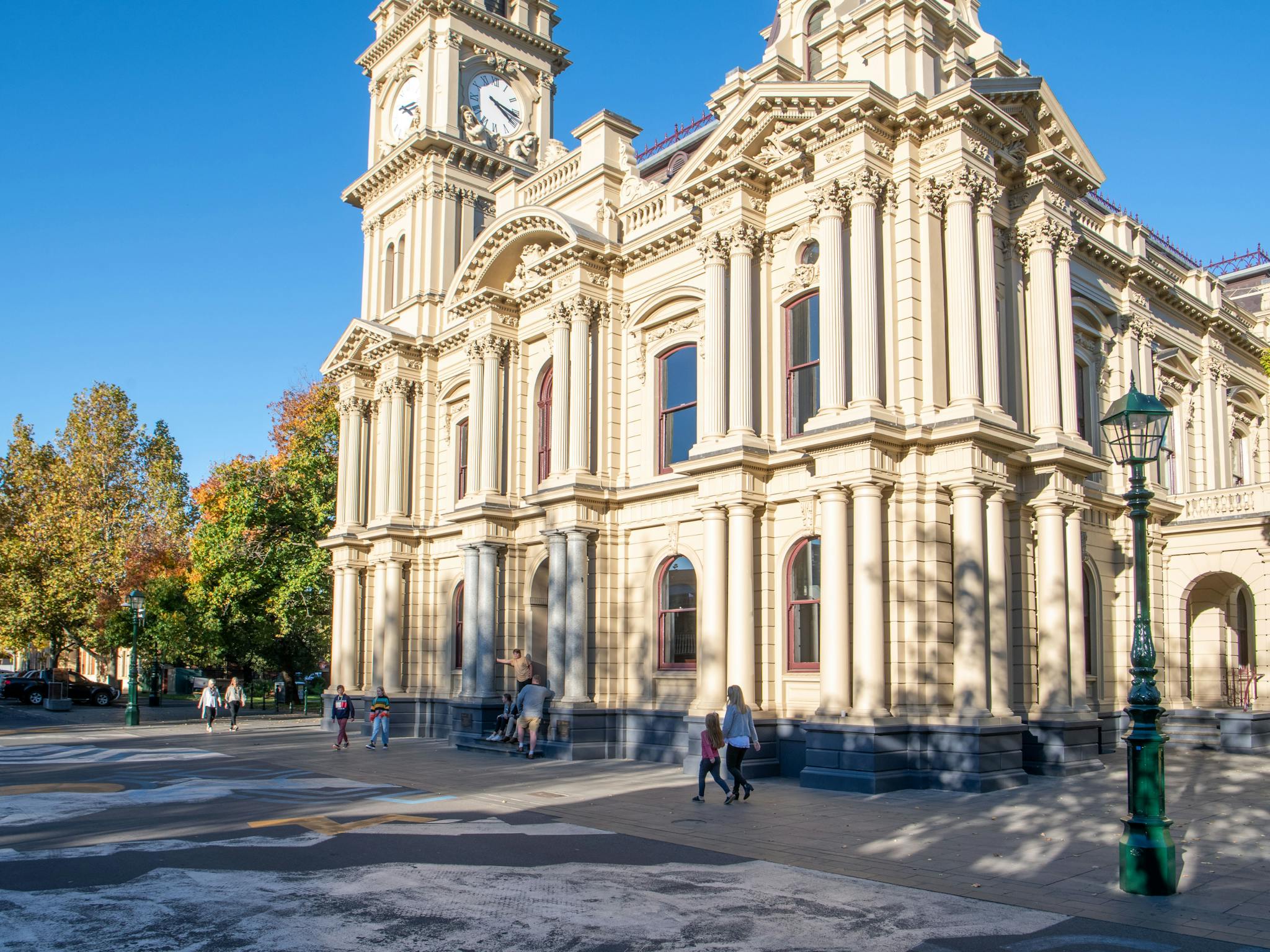 Bendigo Town Hall, grand ornate municipal building.