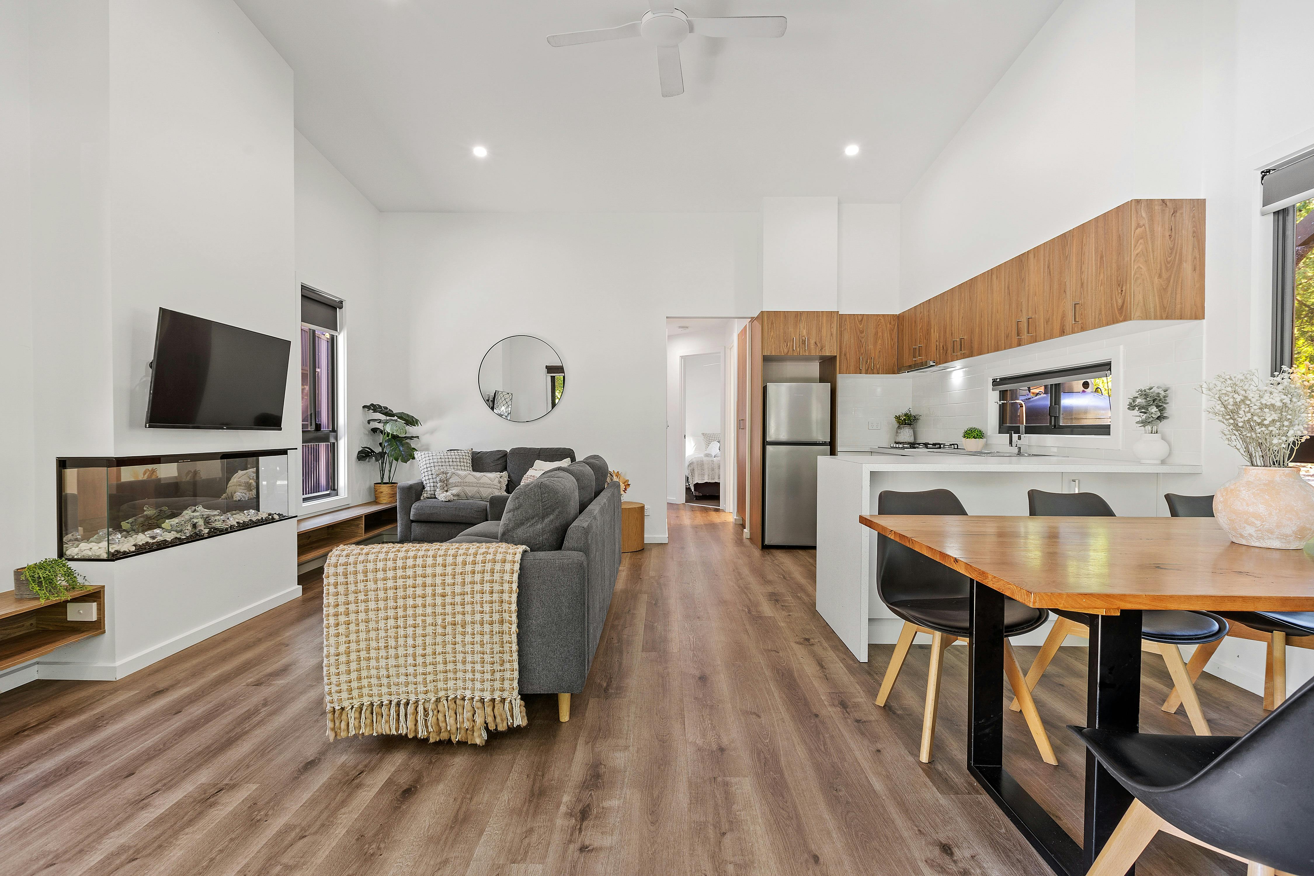 Villa (3 BR) Living Room | Tasman Holiday Parks - South Bright