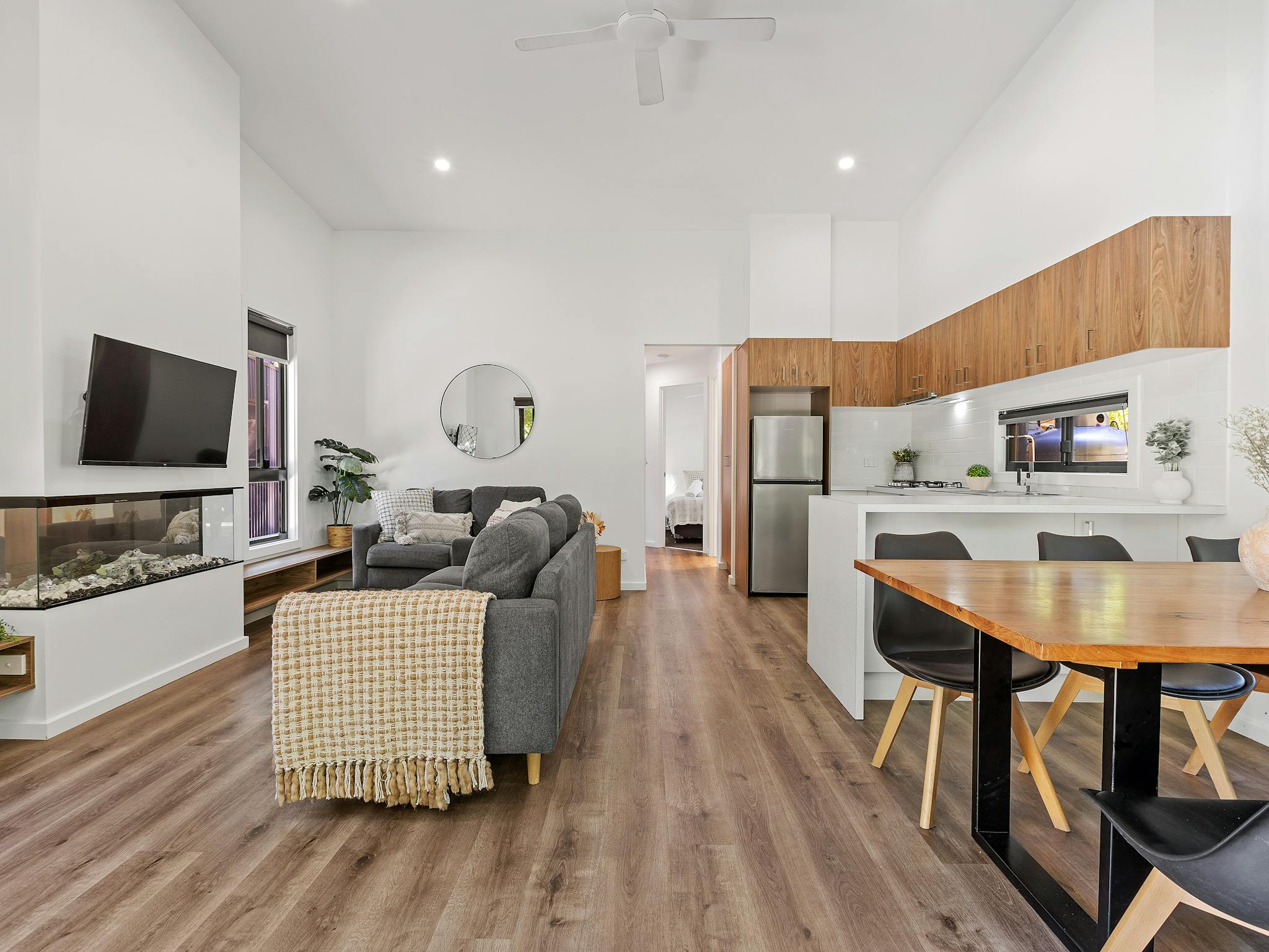 Villa (3 BR) Living Room | Tasman Holiday Parks - South Bright
