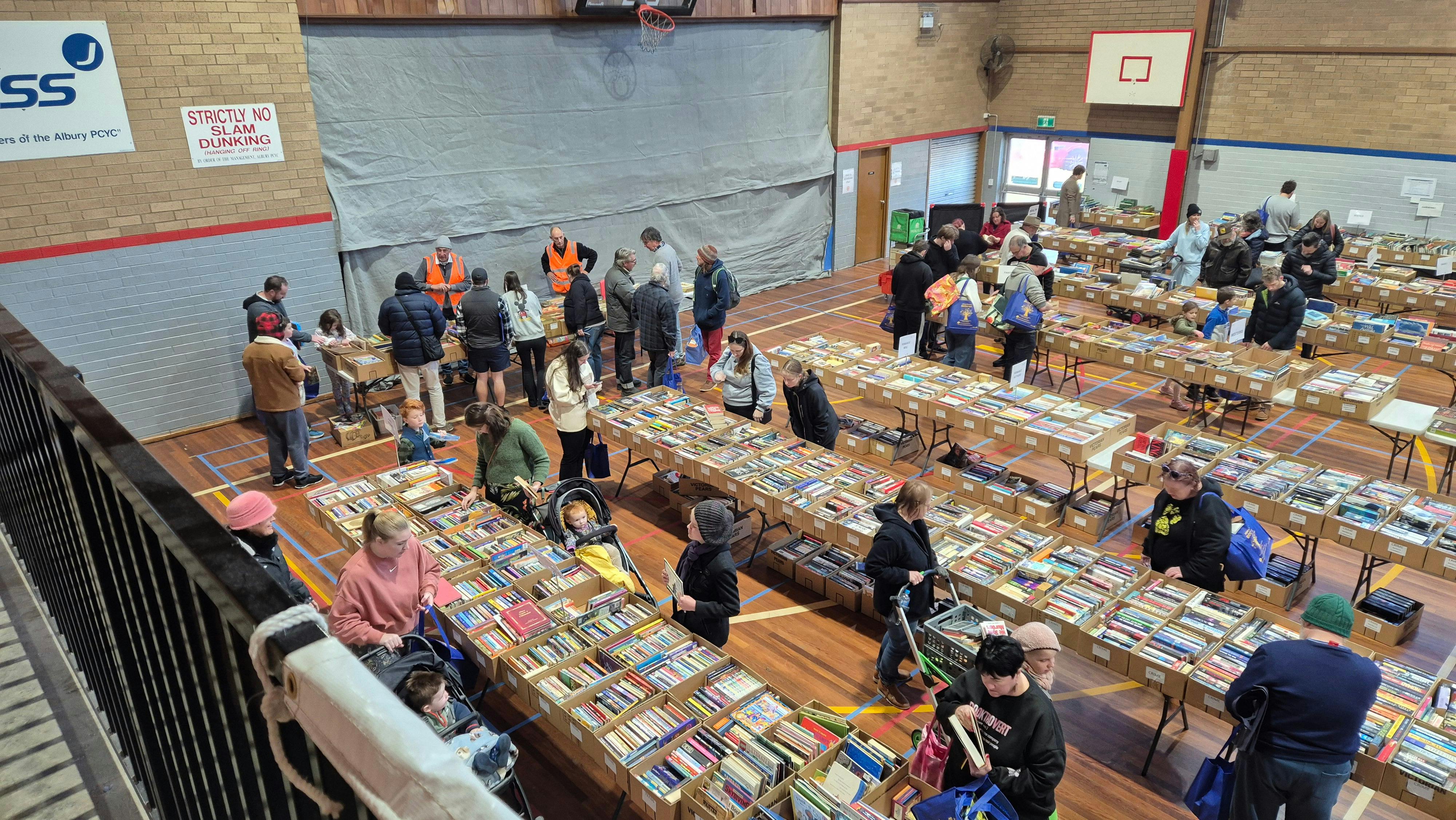 Yet another overhaed view Book Fair 2025