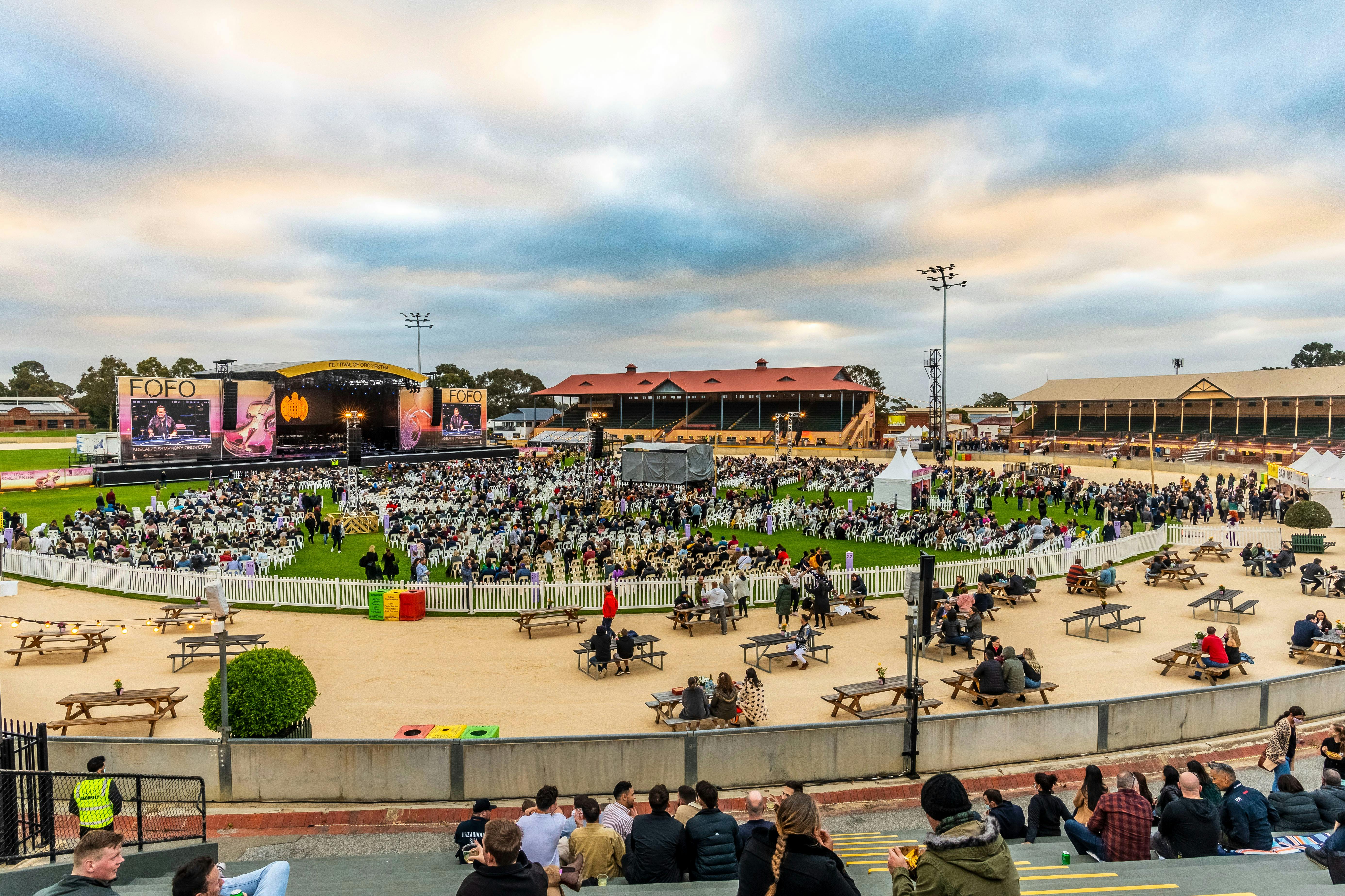 FoFo, Adelaide Showground