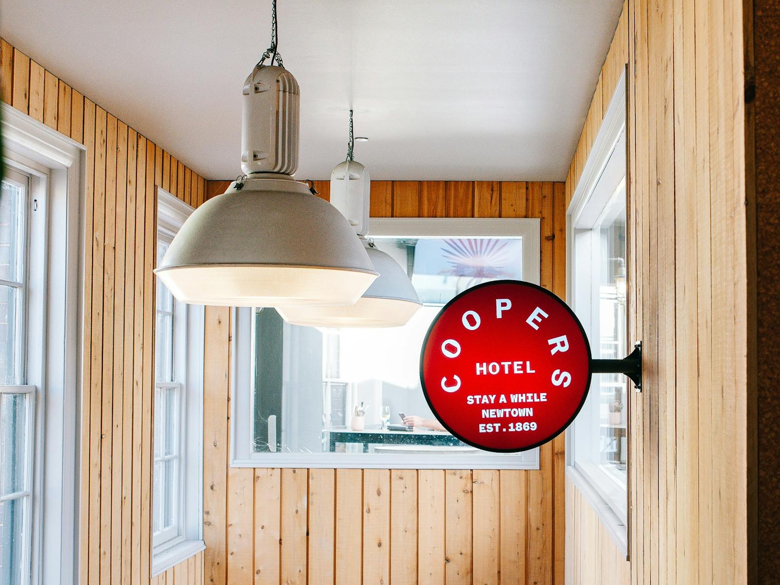Coopers Hotel