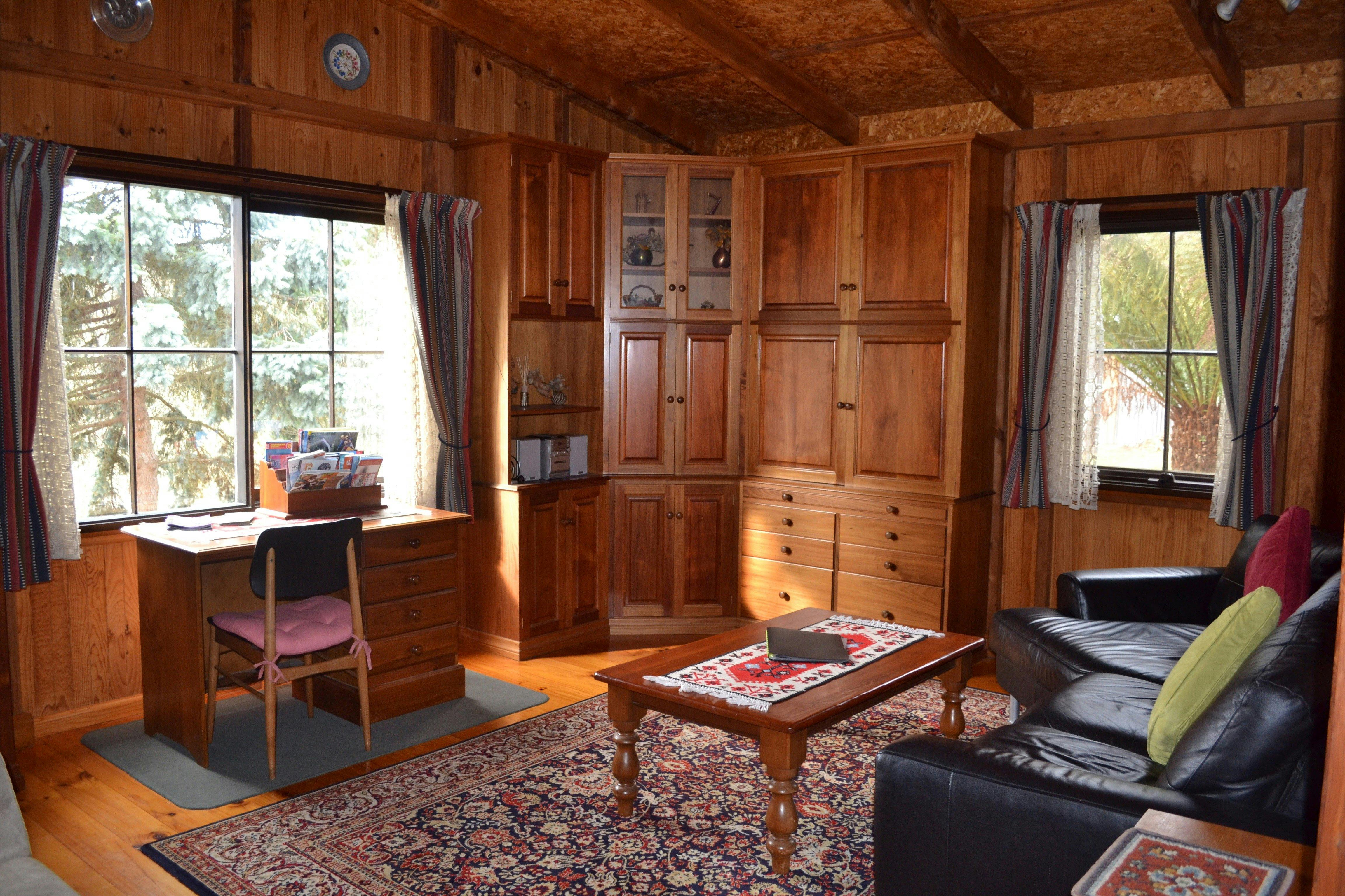 Cottage (Cosy) image