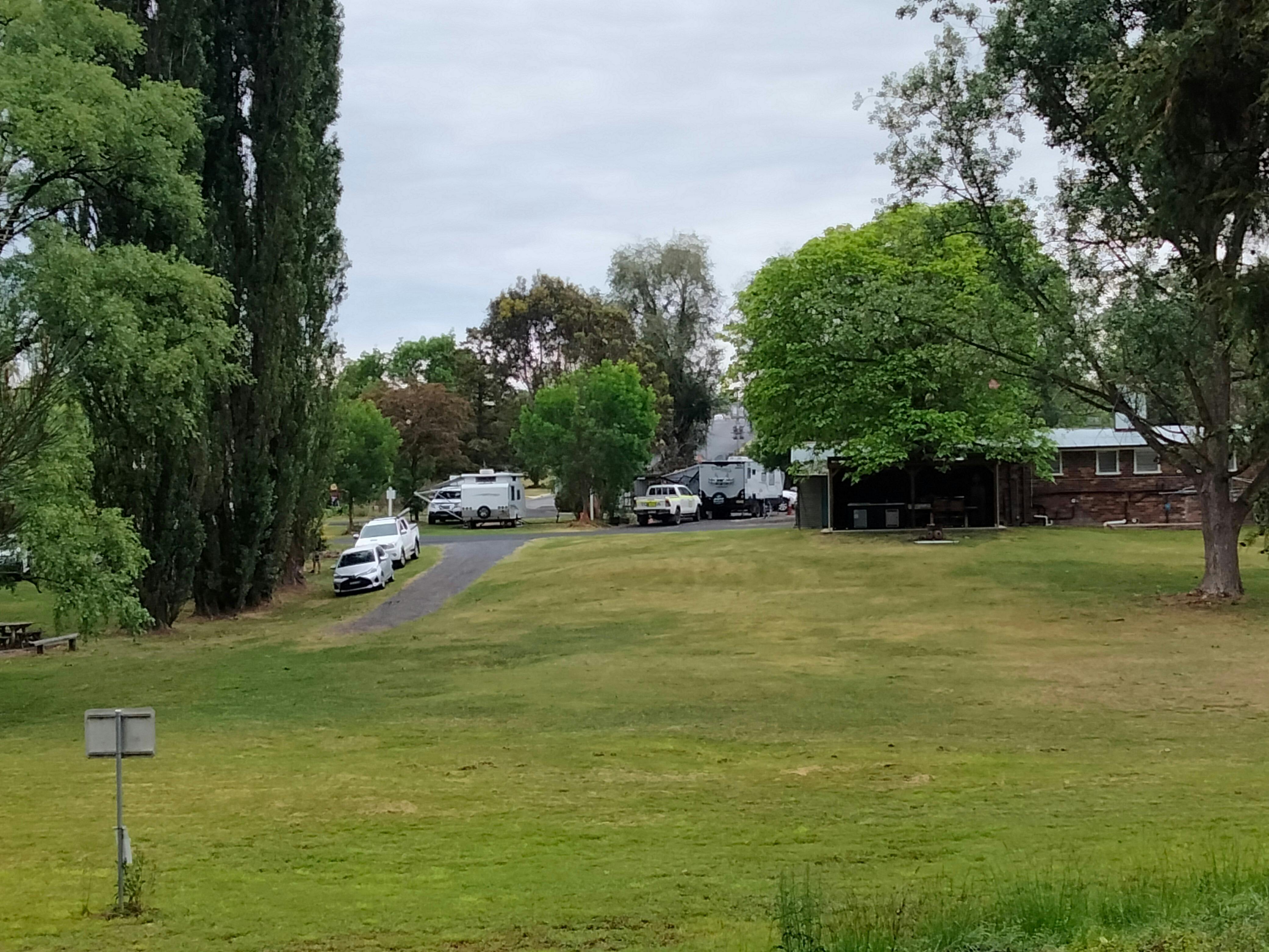 Queen Street Uralla Caravan Park