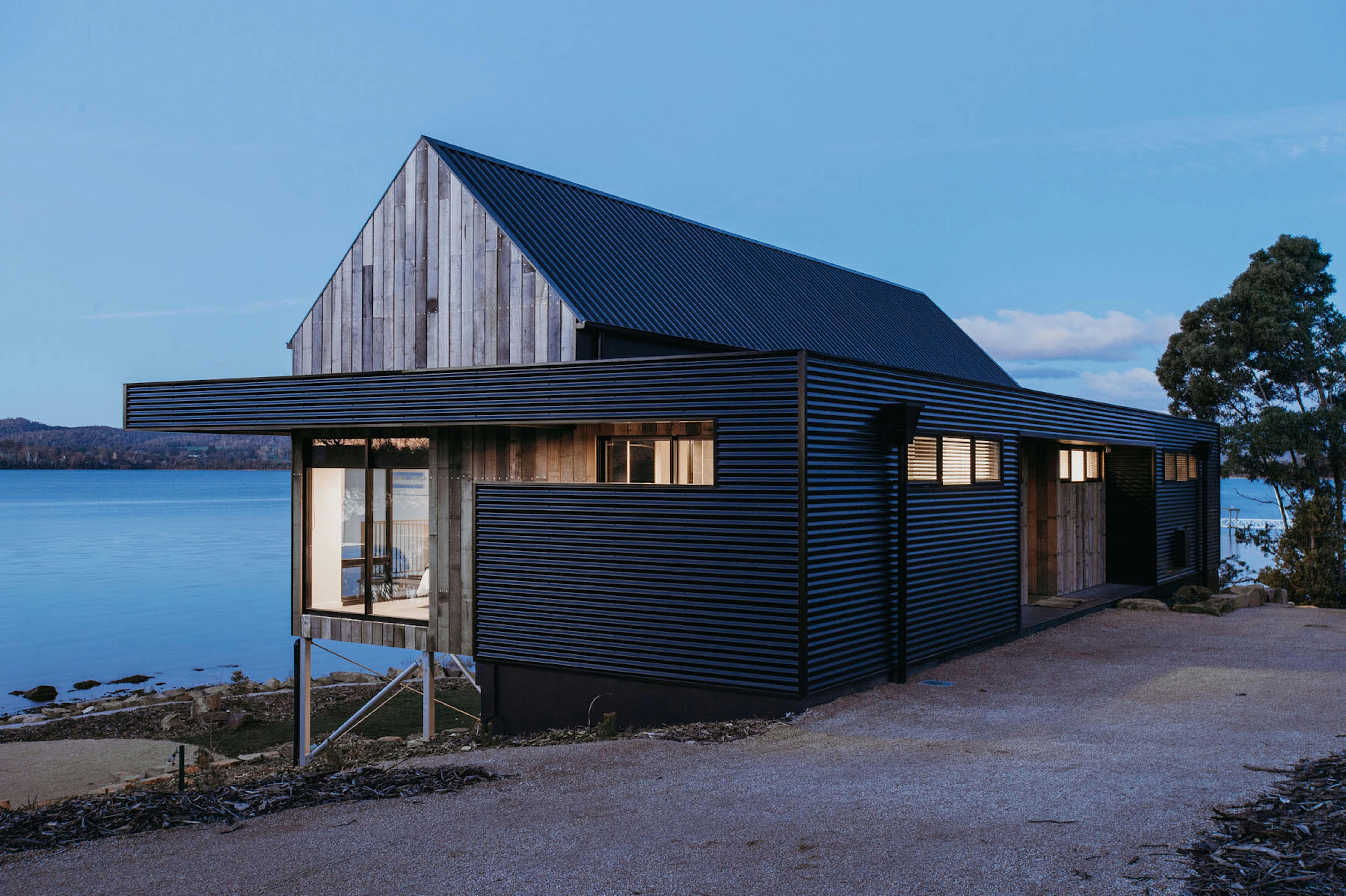 Sitting in an elevated position directly on the riverfront of the Tamar River