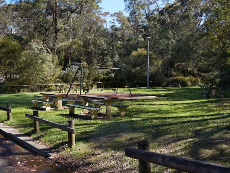 Gordon Falls lookout and picnic area