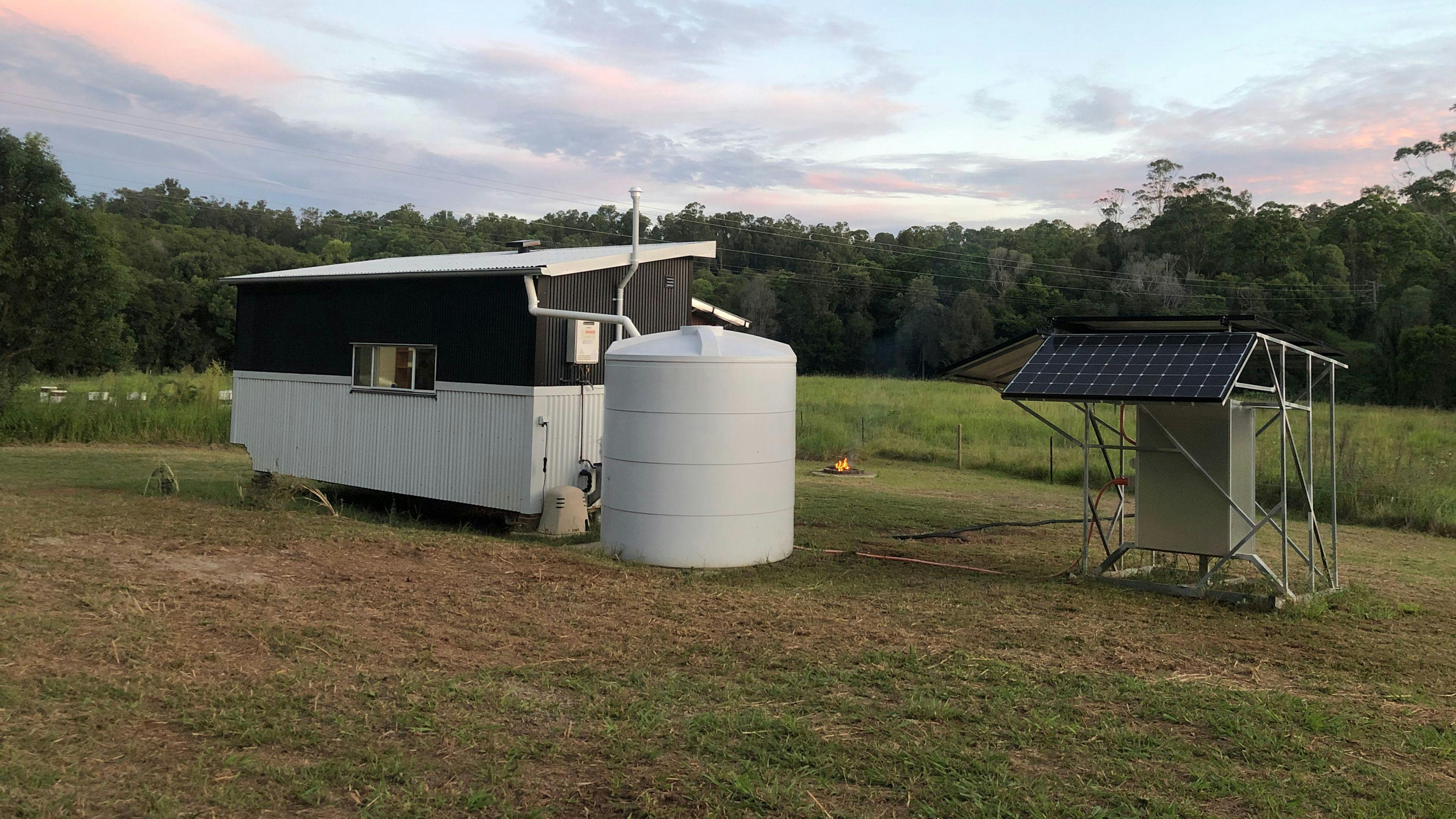 Bee Farm Off-Grid Tiny Home Stay