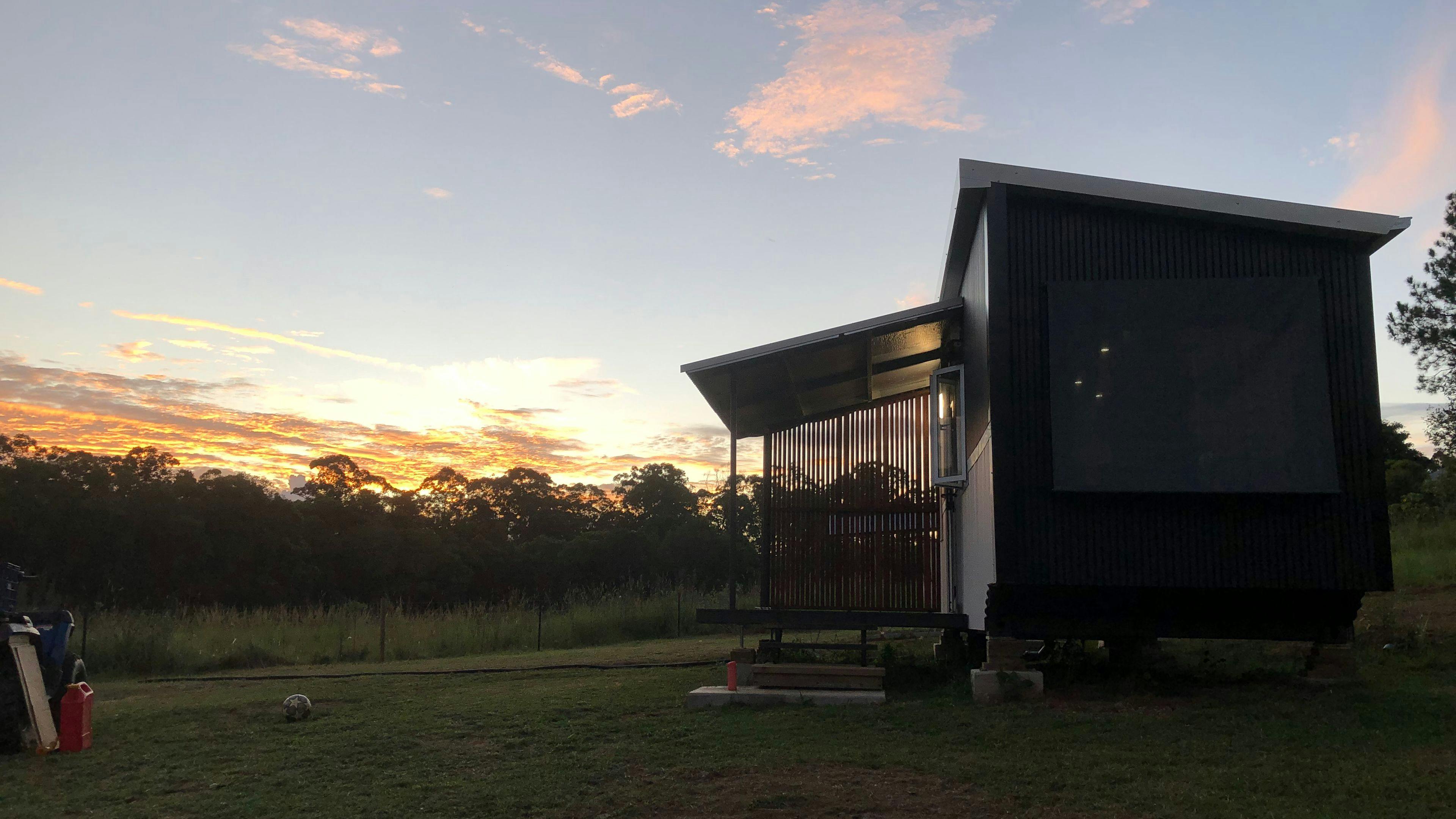 Bee Farm Off-Grid Tiny Home Stay