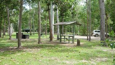 Day-use area in Broadwater