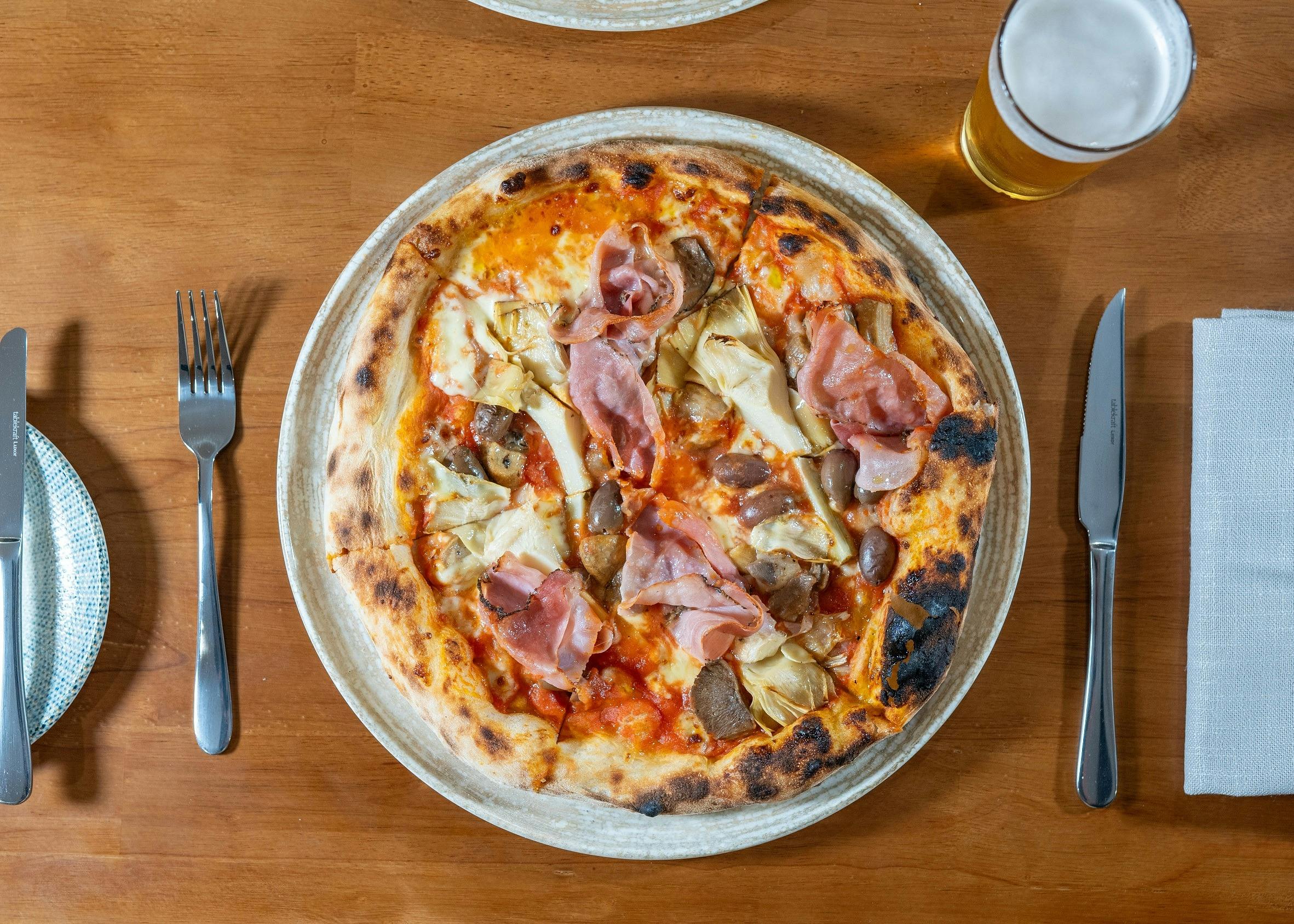 Capricciosa pizza