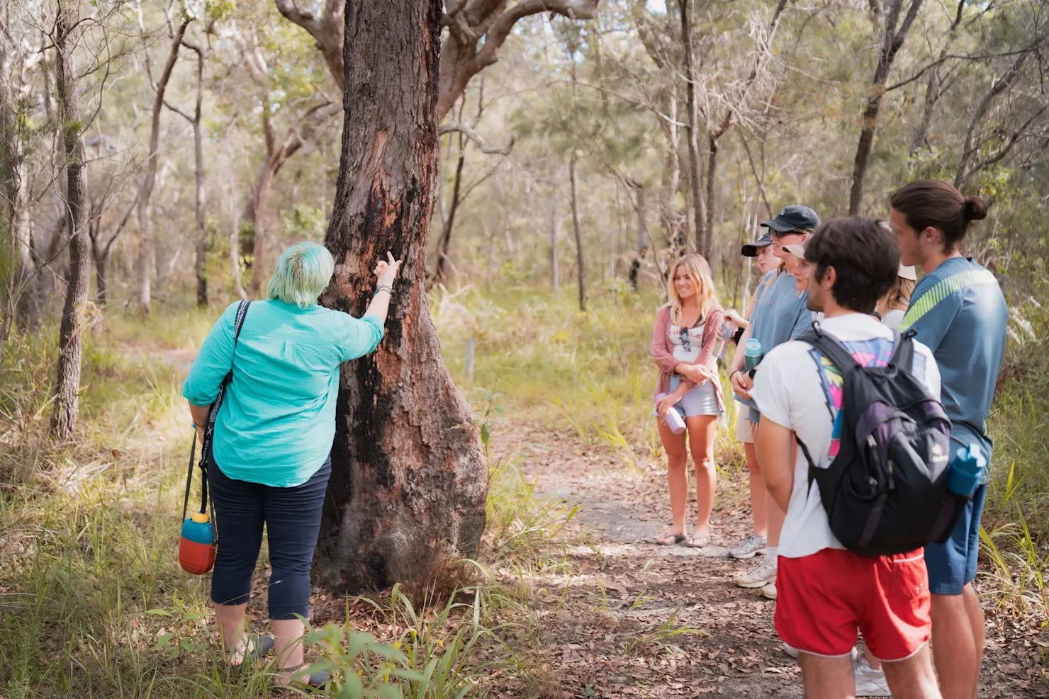 Guide showing native fauna