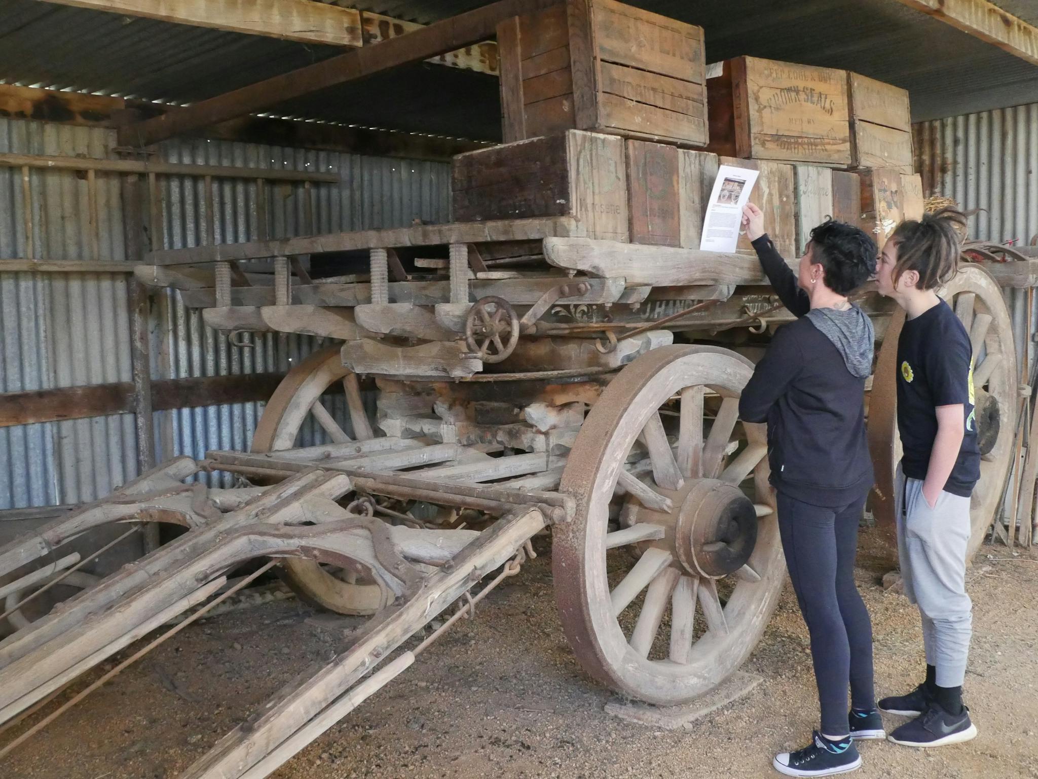historic wagon, pioneer agriculture, trek