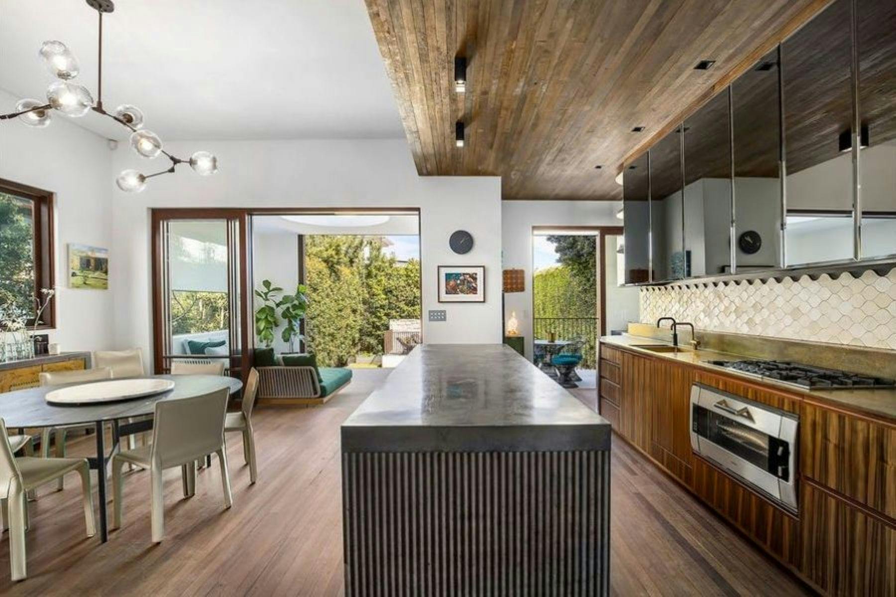 bronte accommodation home