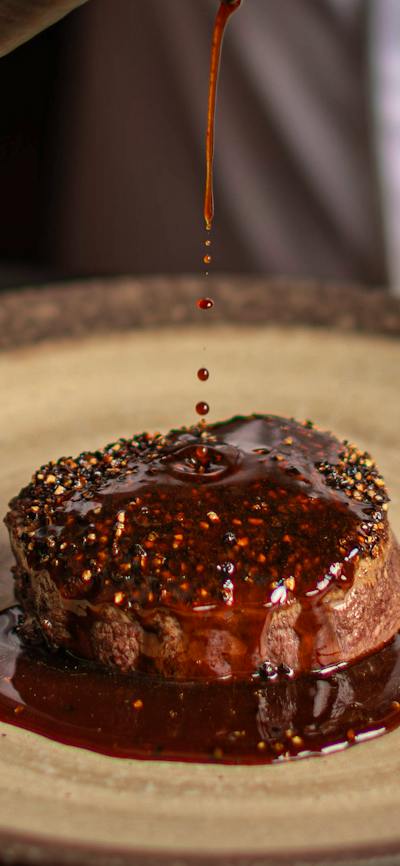 OTIS Black Pepper Steak
