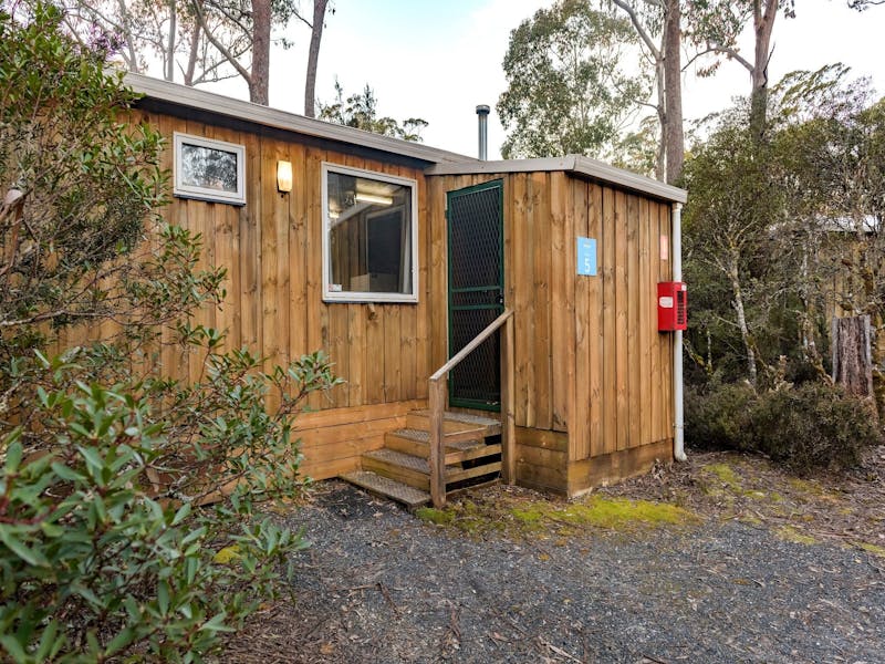 Standard Cabin image