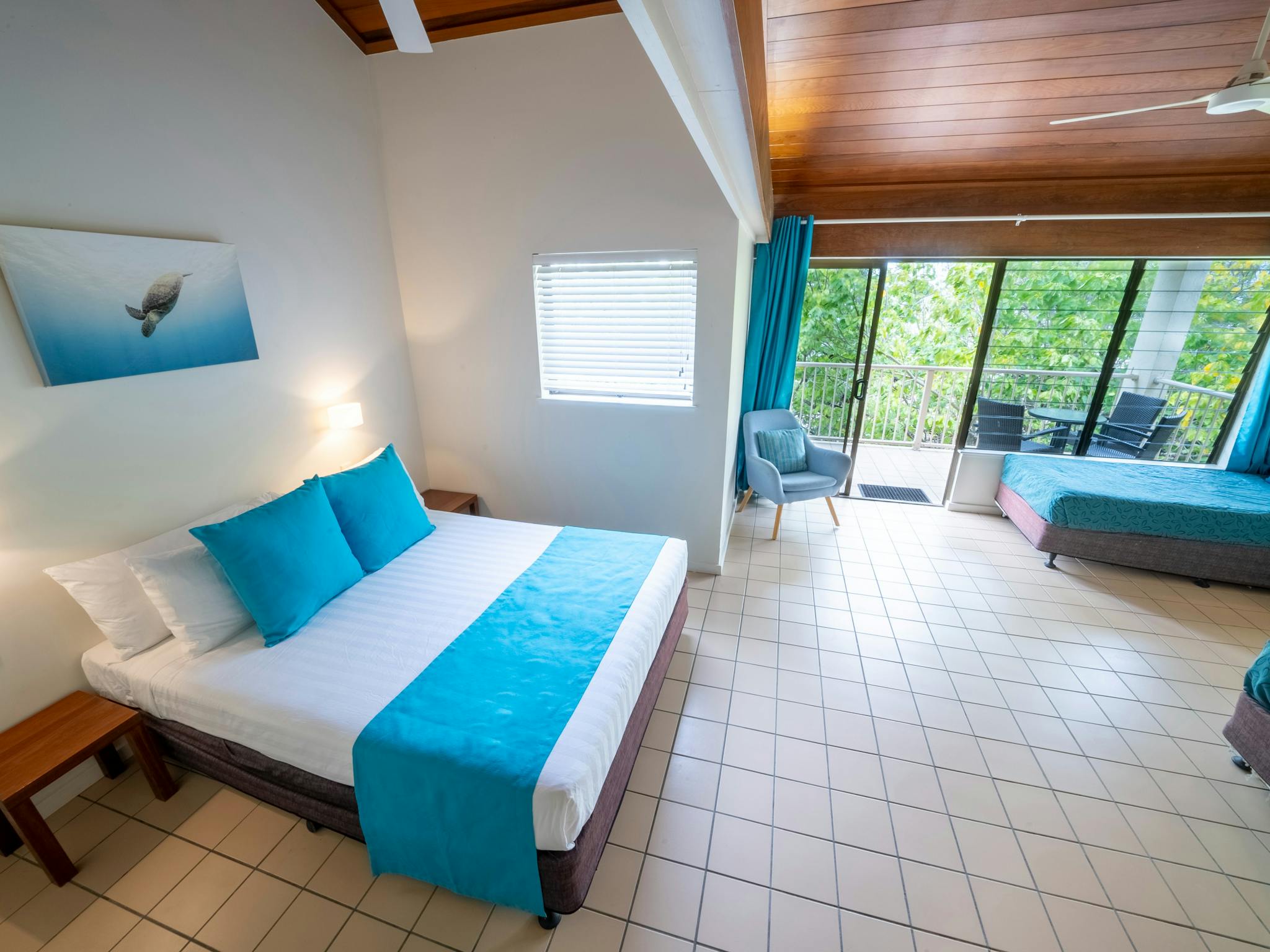 Reef Family Room Bedroom Reef Family Room Bedroom
