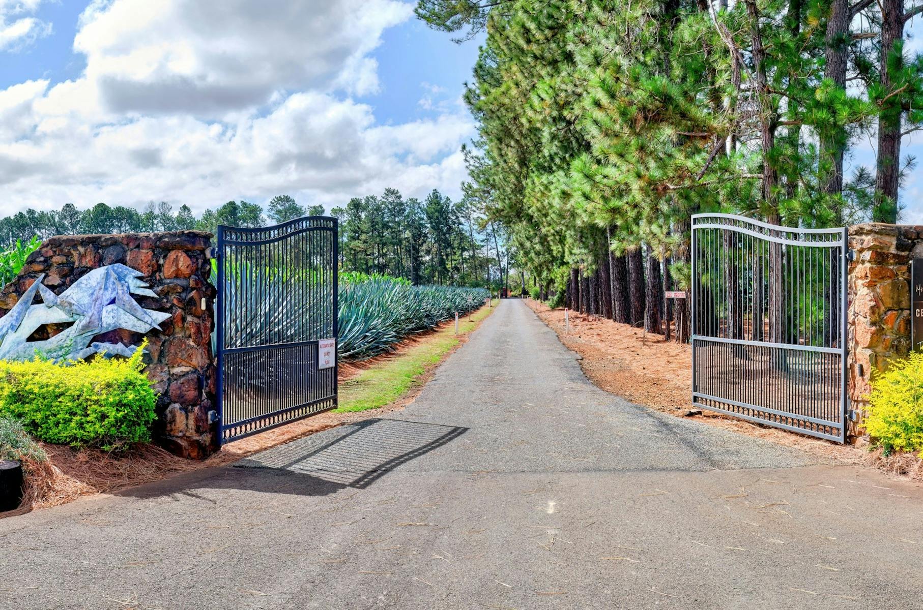 Entrance to Mt Uncle Distillery in the Atherton Tablelands