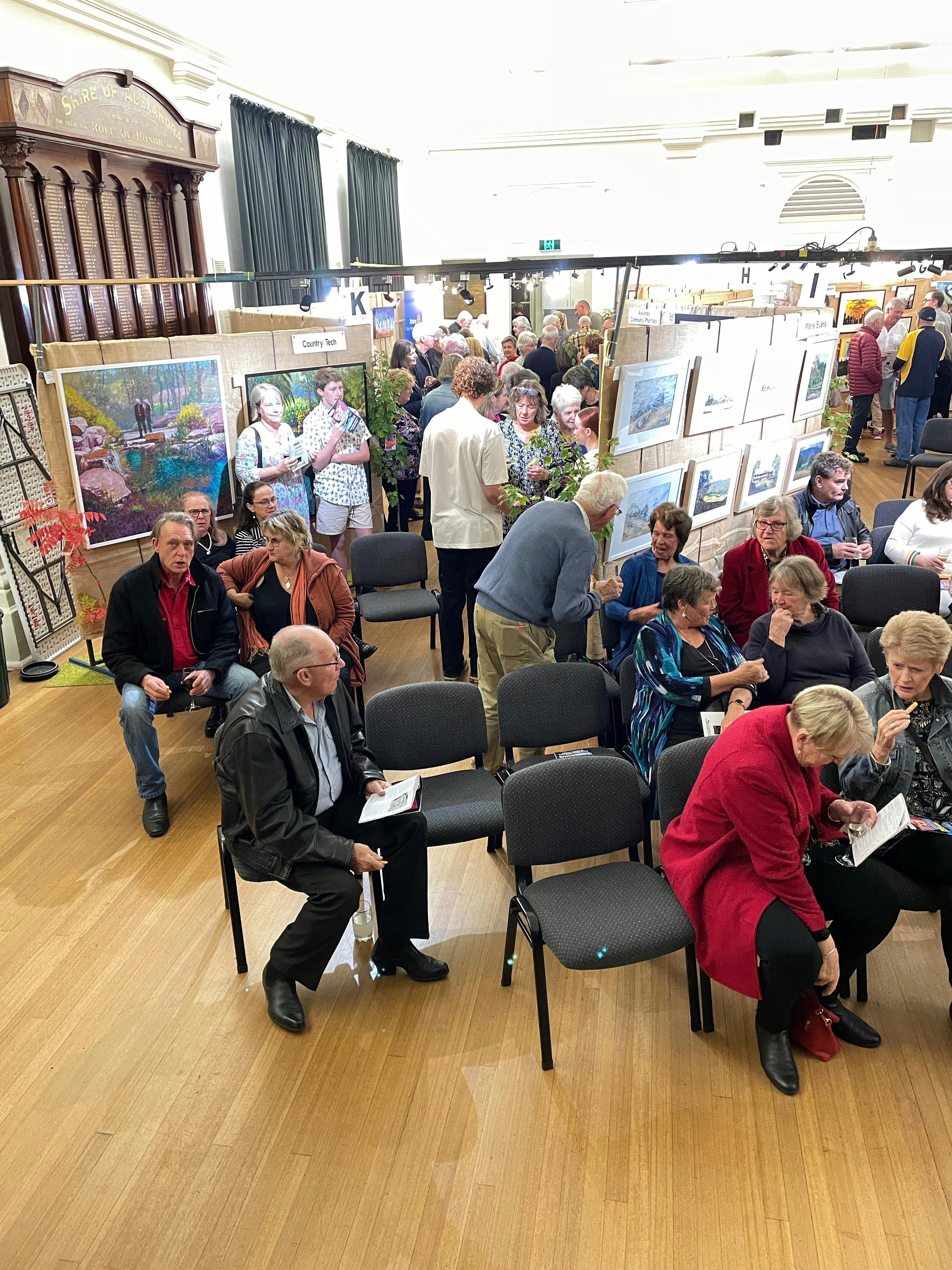 Opening Night Crowd Easter 2023