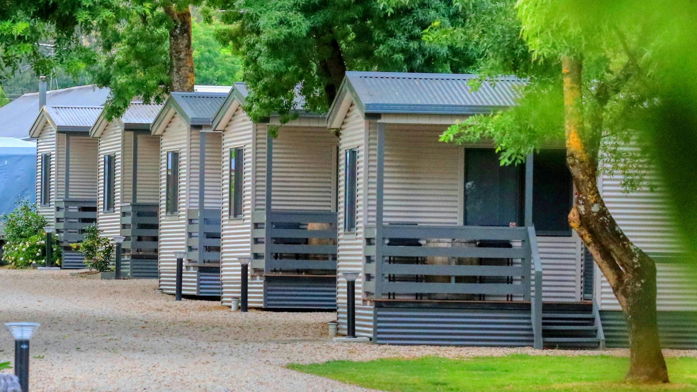 Deluxe Cabins - 2 bedroom