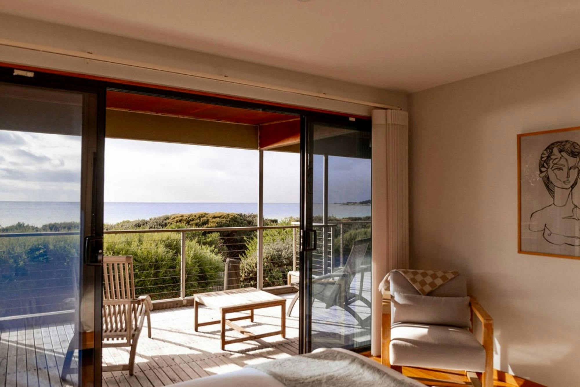 Oriole Bay of Fires Masterbedroom view