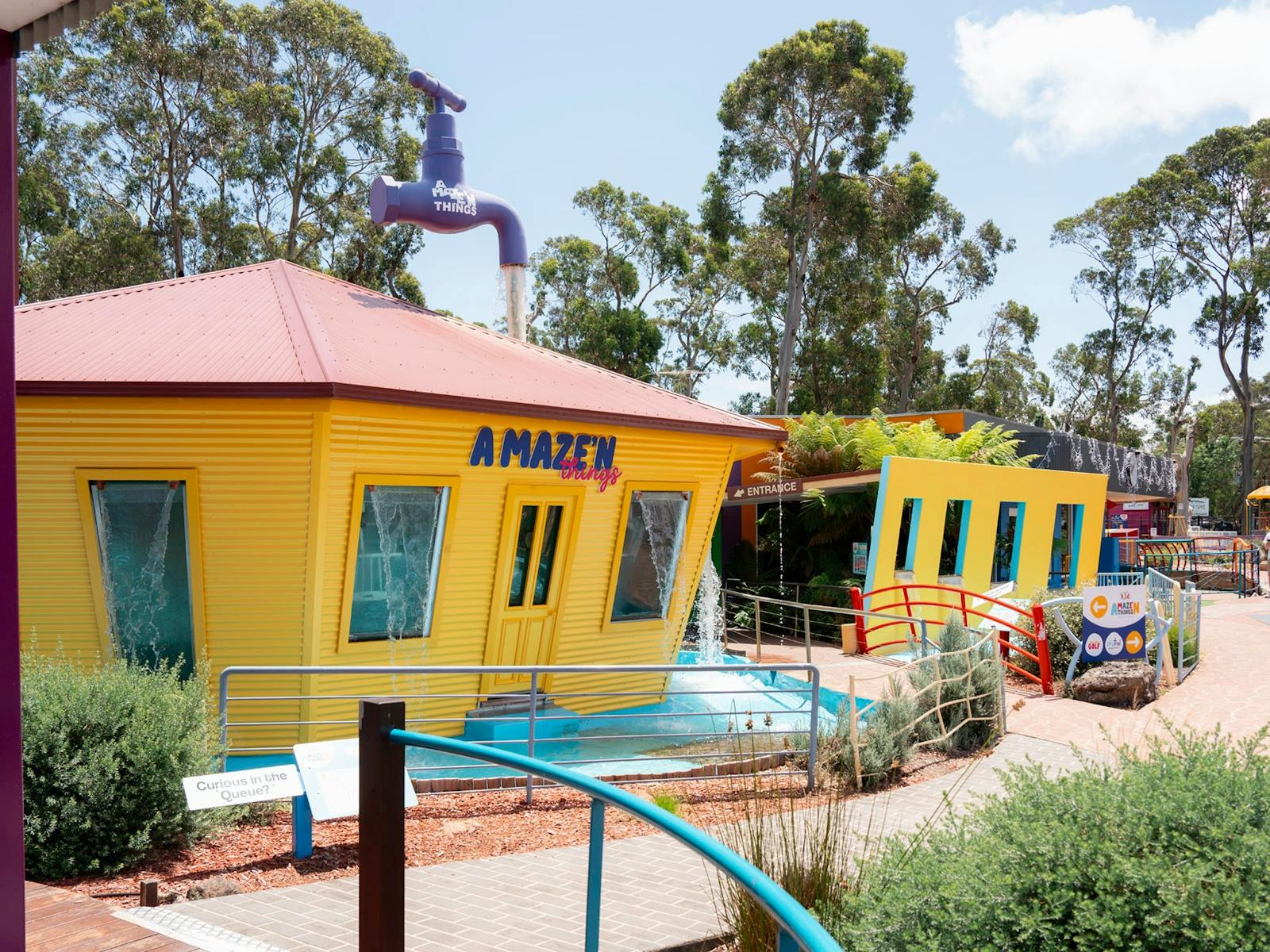 Front of A Maze'N Things on Phillip Island