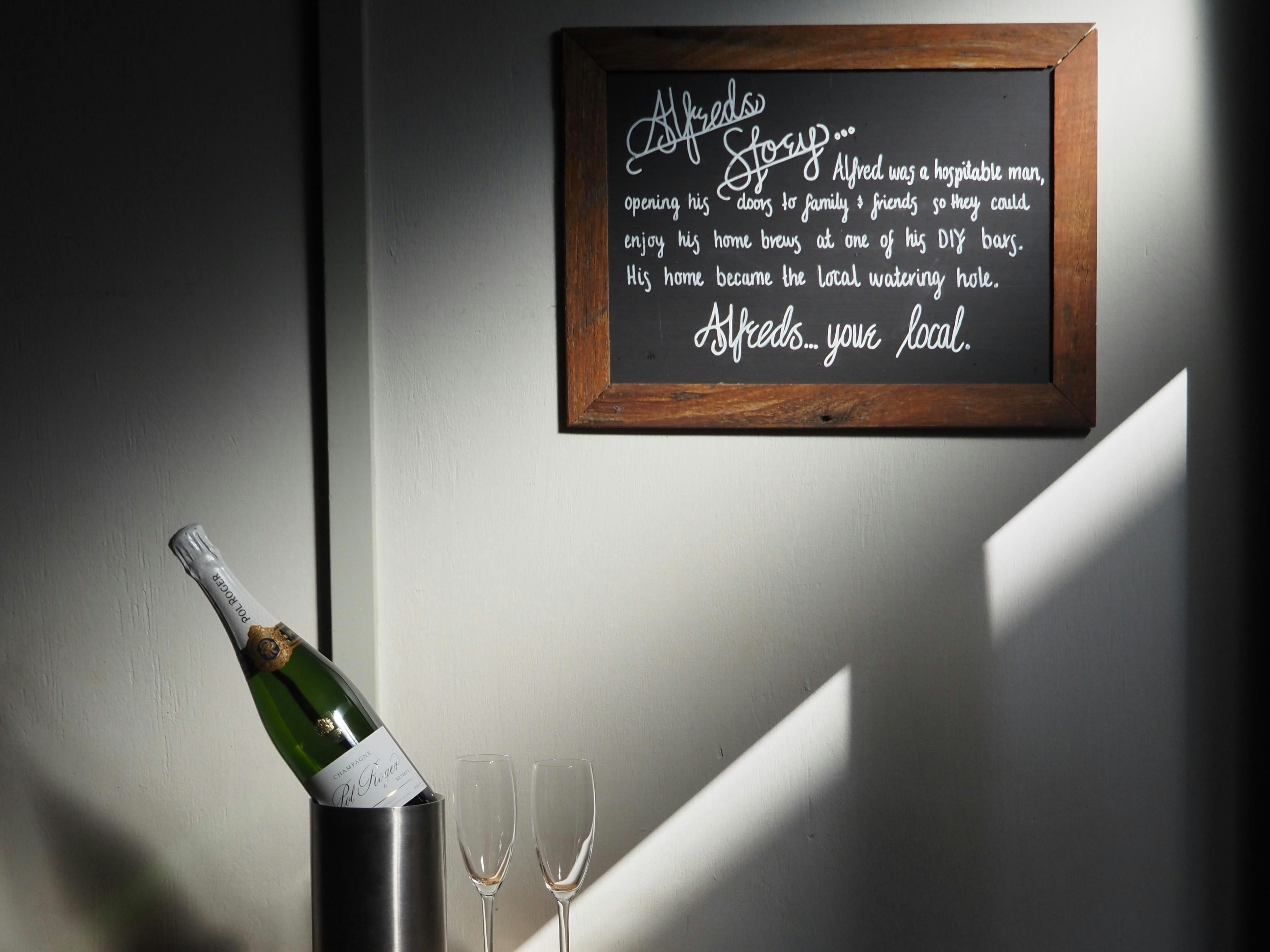 Alfred's Bar Slider Image 2