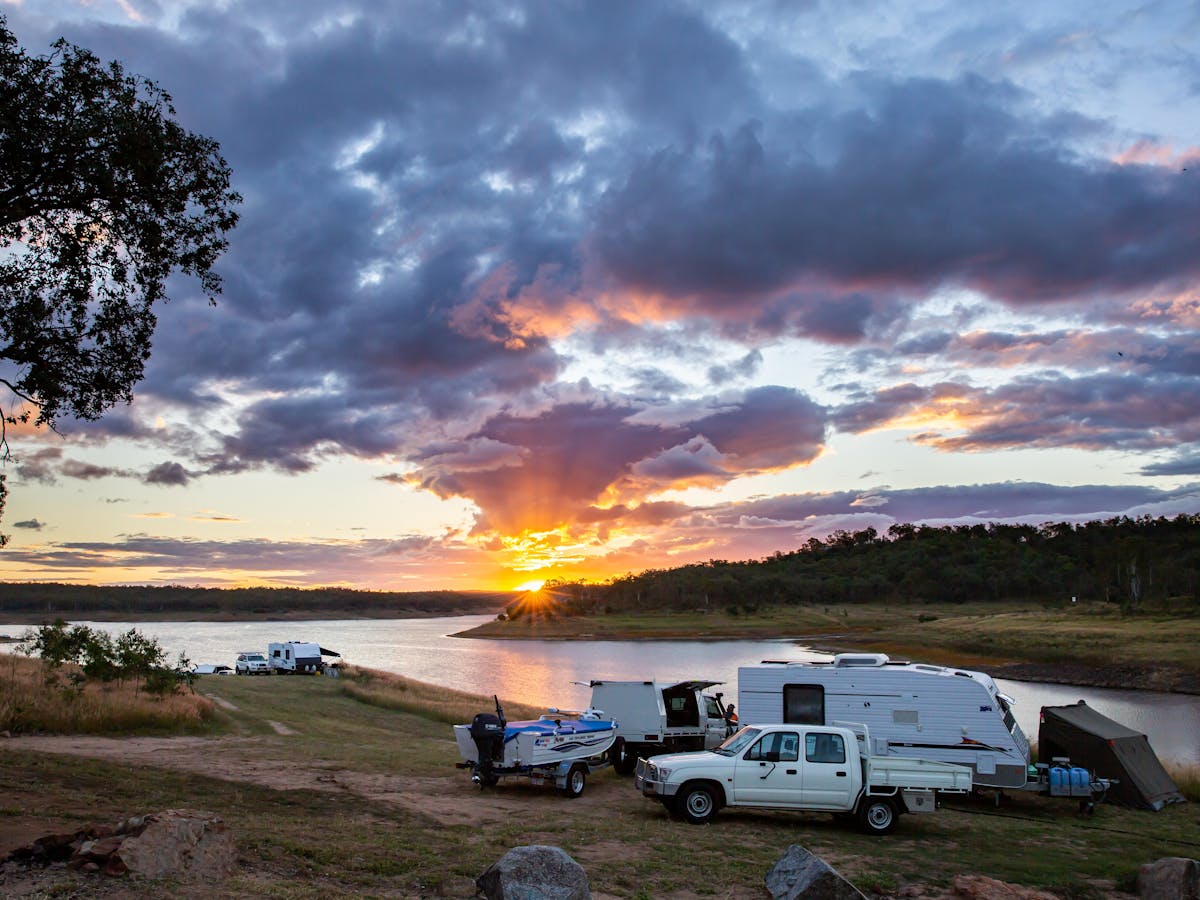 Camping Boondooma Dam